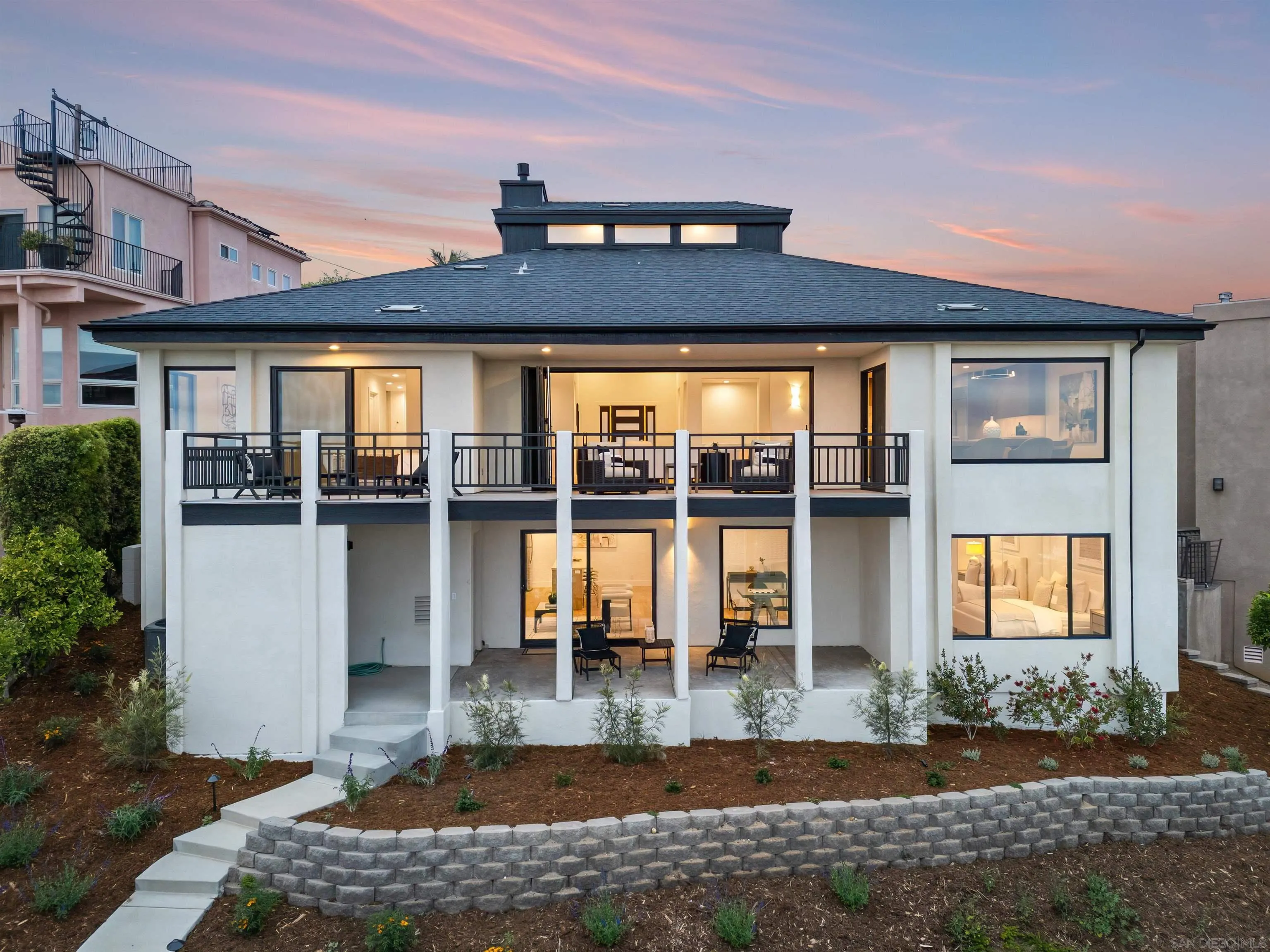 https://cdn.realtyfeed.com/cdn/127/260002993/f1f1b72e09a6f2b63262376981c24c5f.webp