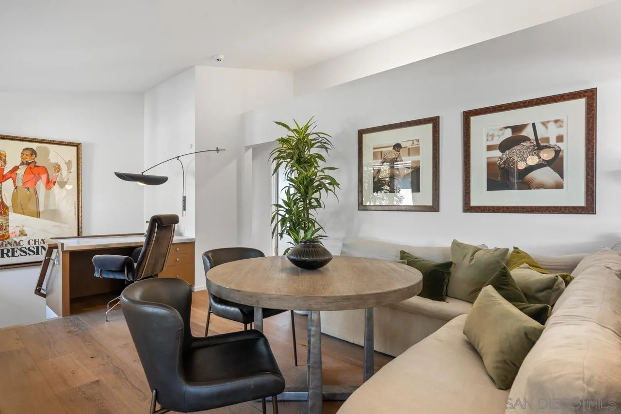 https://cdn.realtyfeed.com/cdn/127/260002994/0fd075800f78bcda6813590fe722cdd9.webp