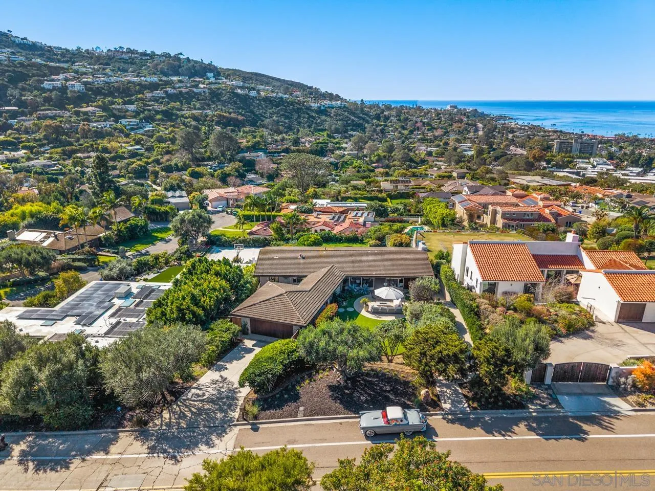 https://cdn.realtyfeed.com/cdn/127/260002994/e12c9b6fb9a05c0766f03ad5c66cd8b4.webp