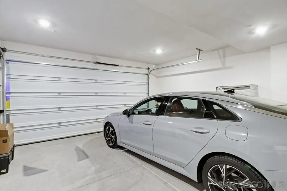 https://cdn.realtyfeed.com/cdn/127/260002996/6d02ba9844a003c6498464693434a403.webp