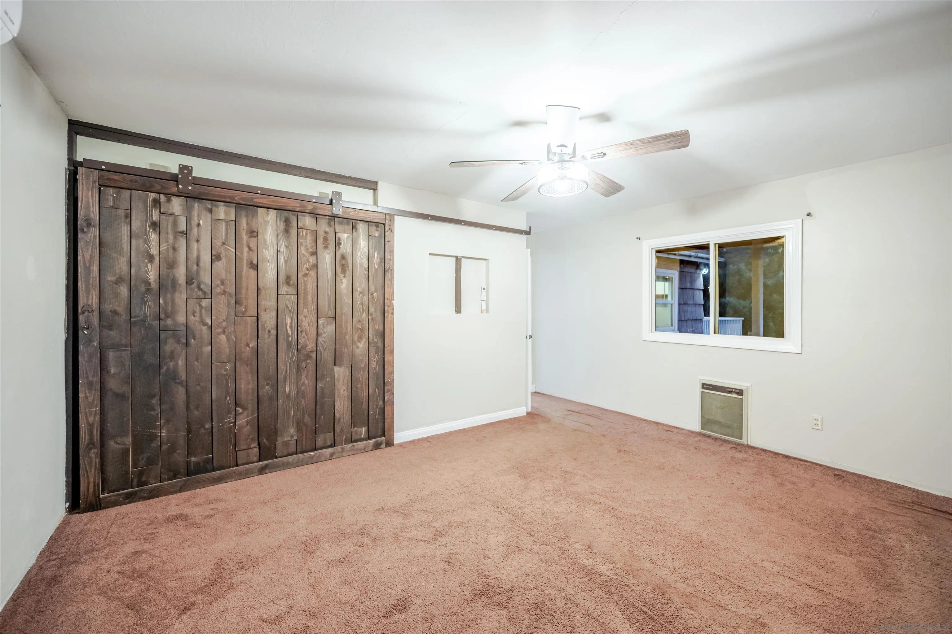 https://cdn.realtyfeed.com/cdn/127/2600030/22d2b0e475c27dd6704481d73def0529.webp