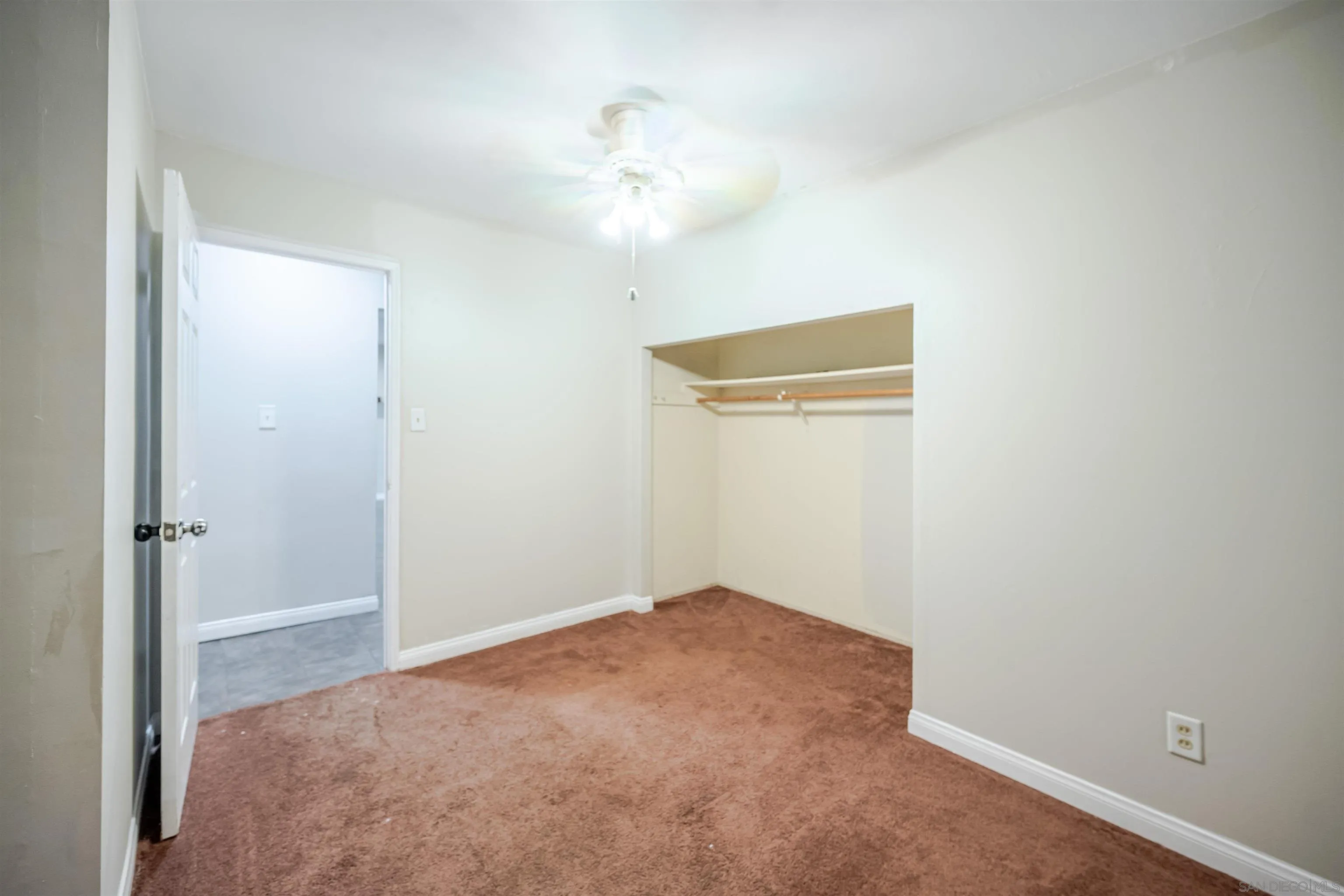 https://cdn.realtyfeed.com/cdn/127/2600030/2769b8d98be1360486f0c2166f2ee81c.webp