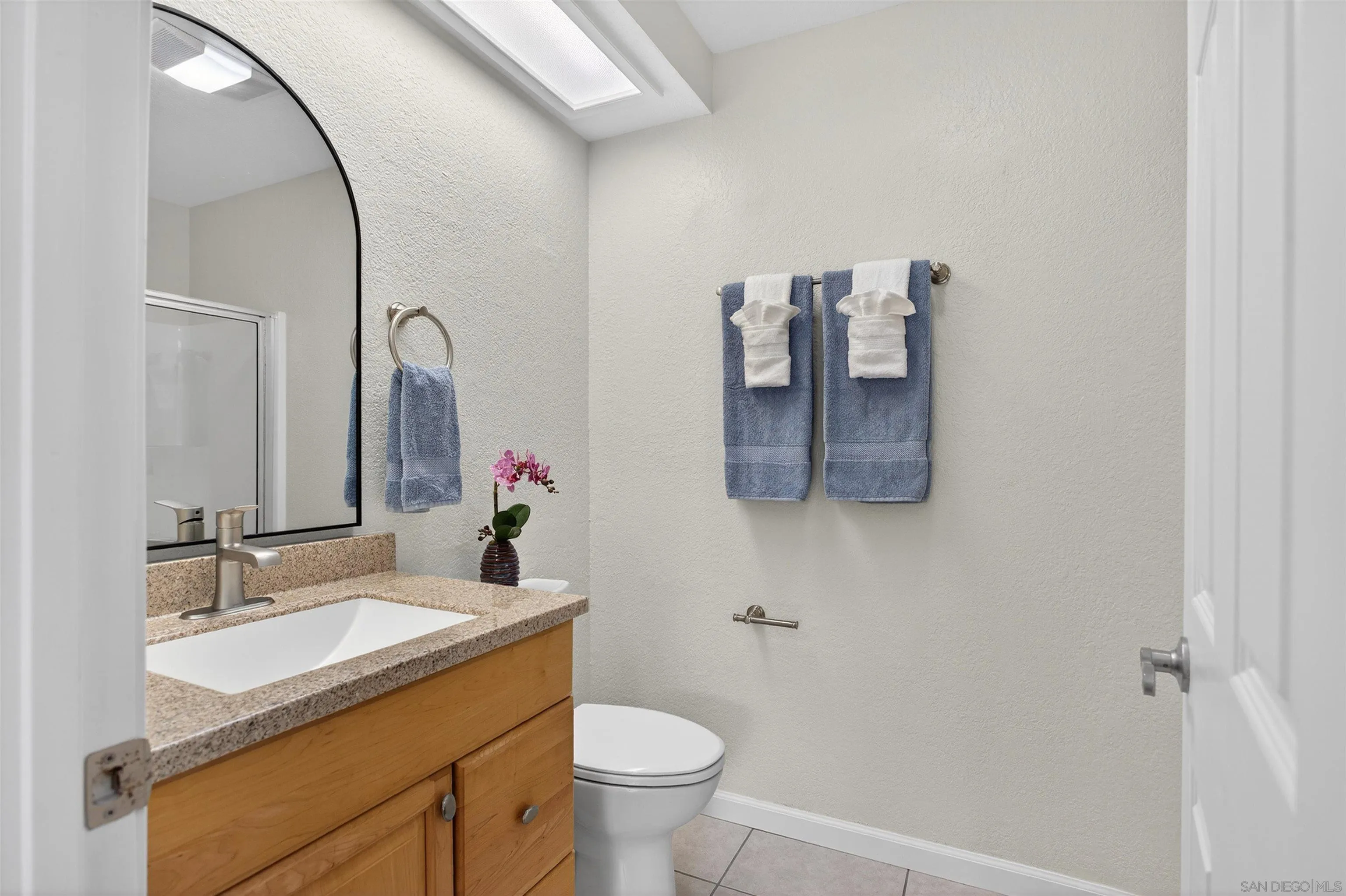 Photo #23: 260003003 Listing: Photo #23