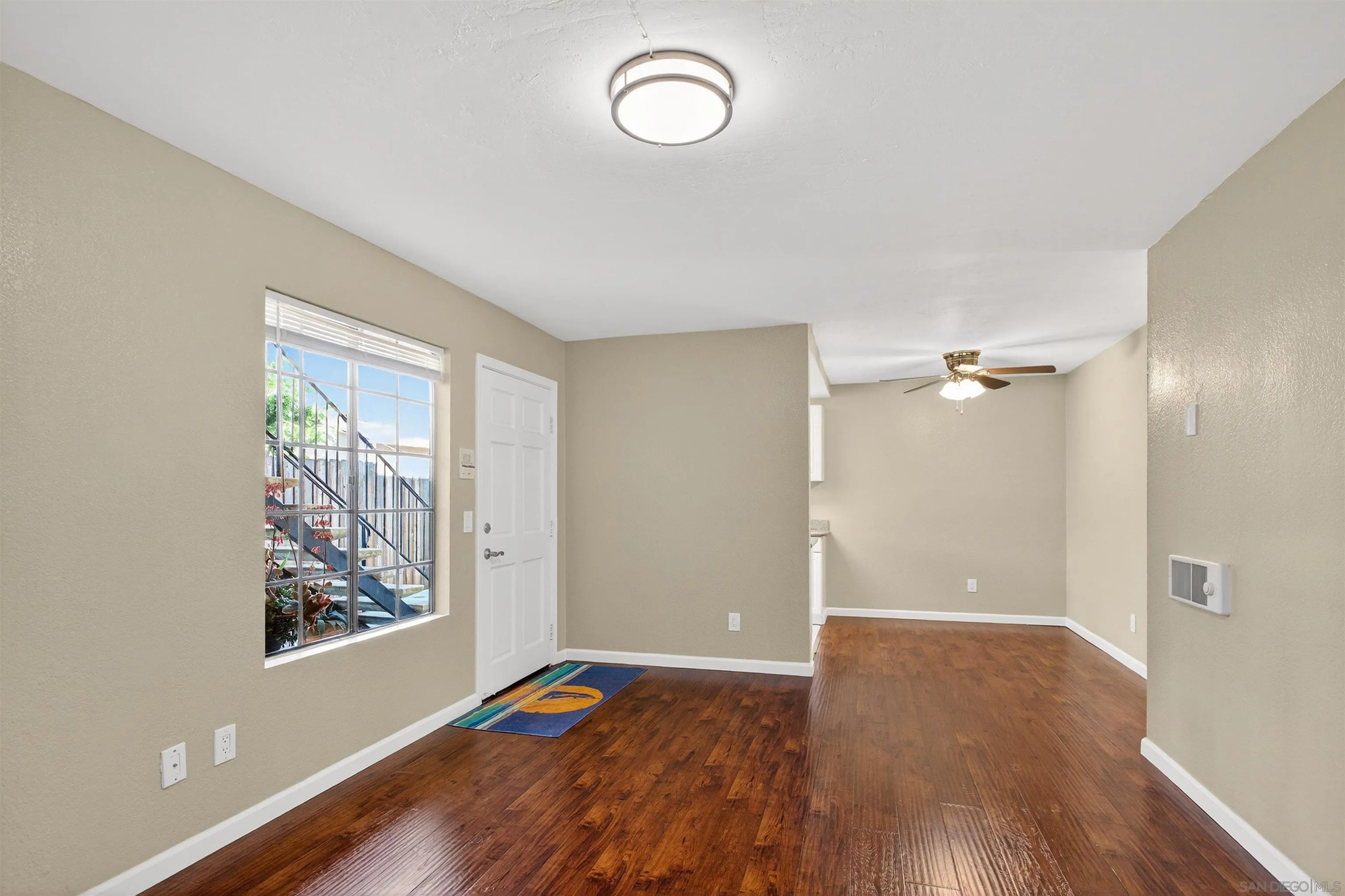 Photo #8: 260003003 Listing: Photo #8