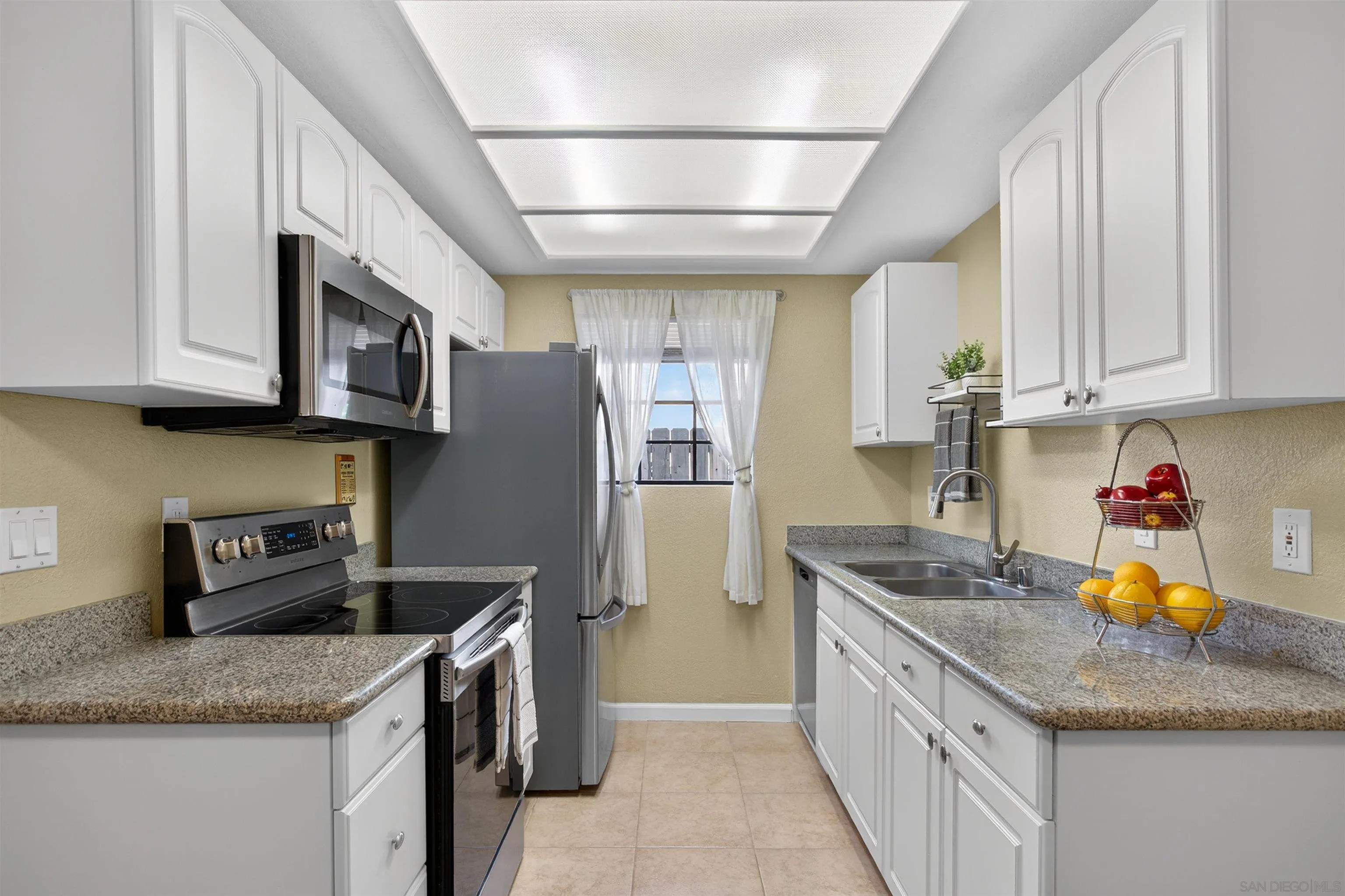 Photo #2: 260003003 Listing: Photo #2