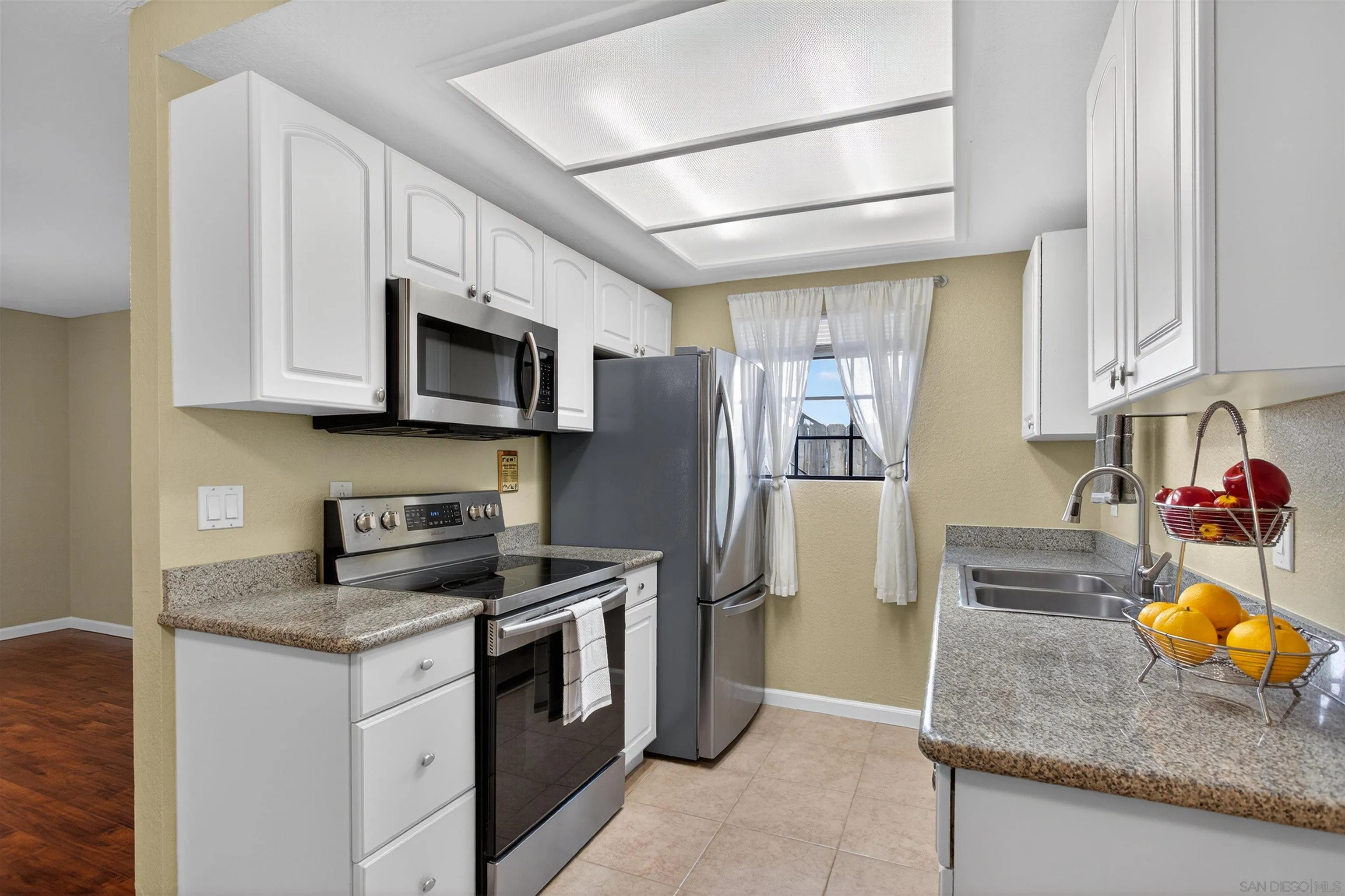 Photo #1: 260003003 Listing: Photo #1