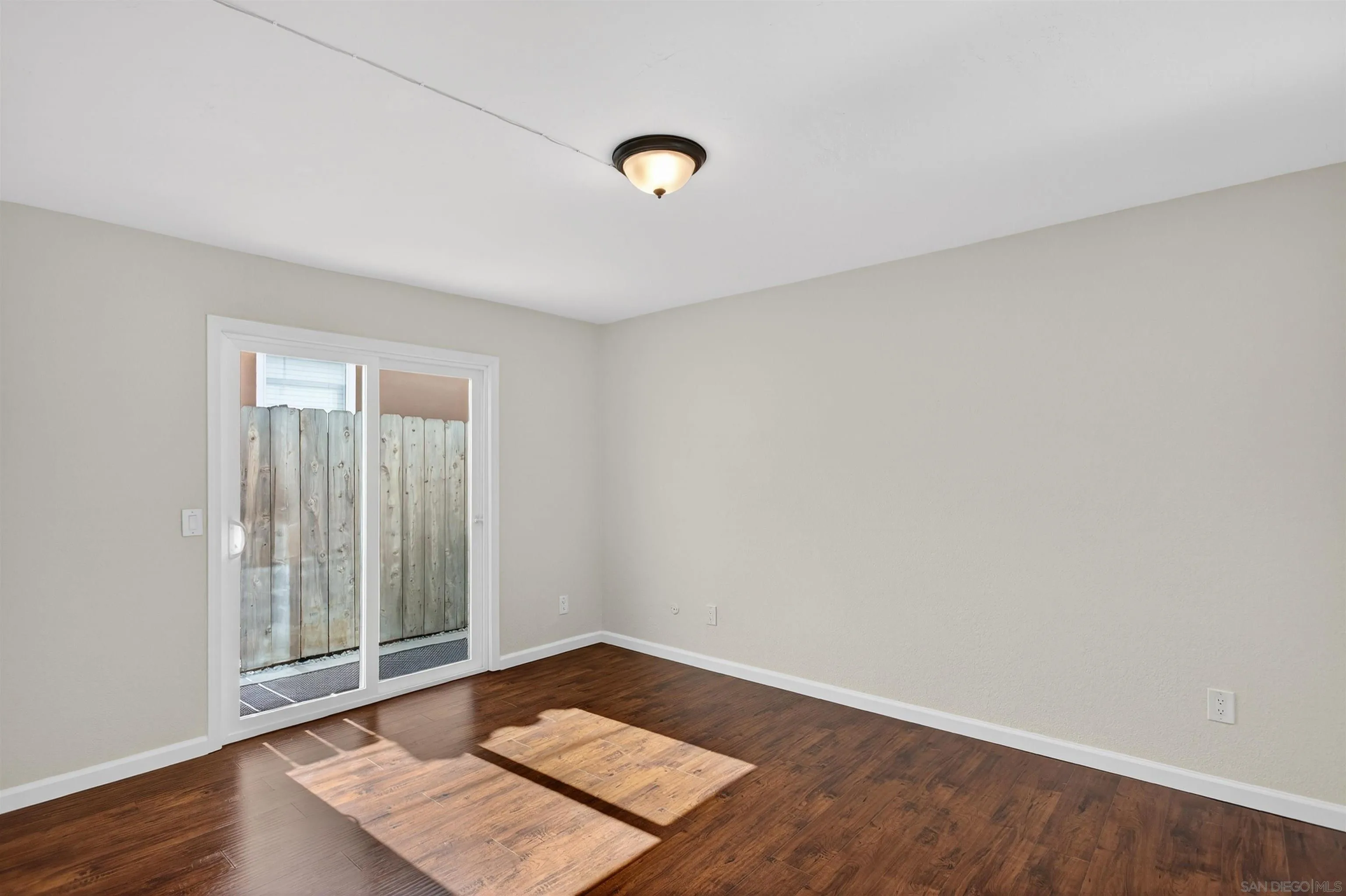 Photo #21: 260003003 Listing: Photo #21