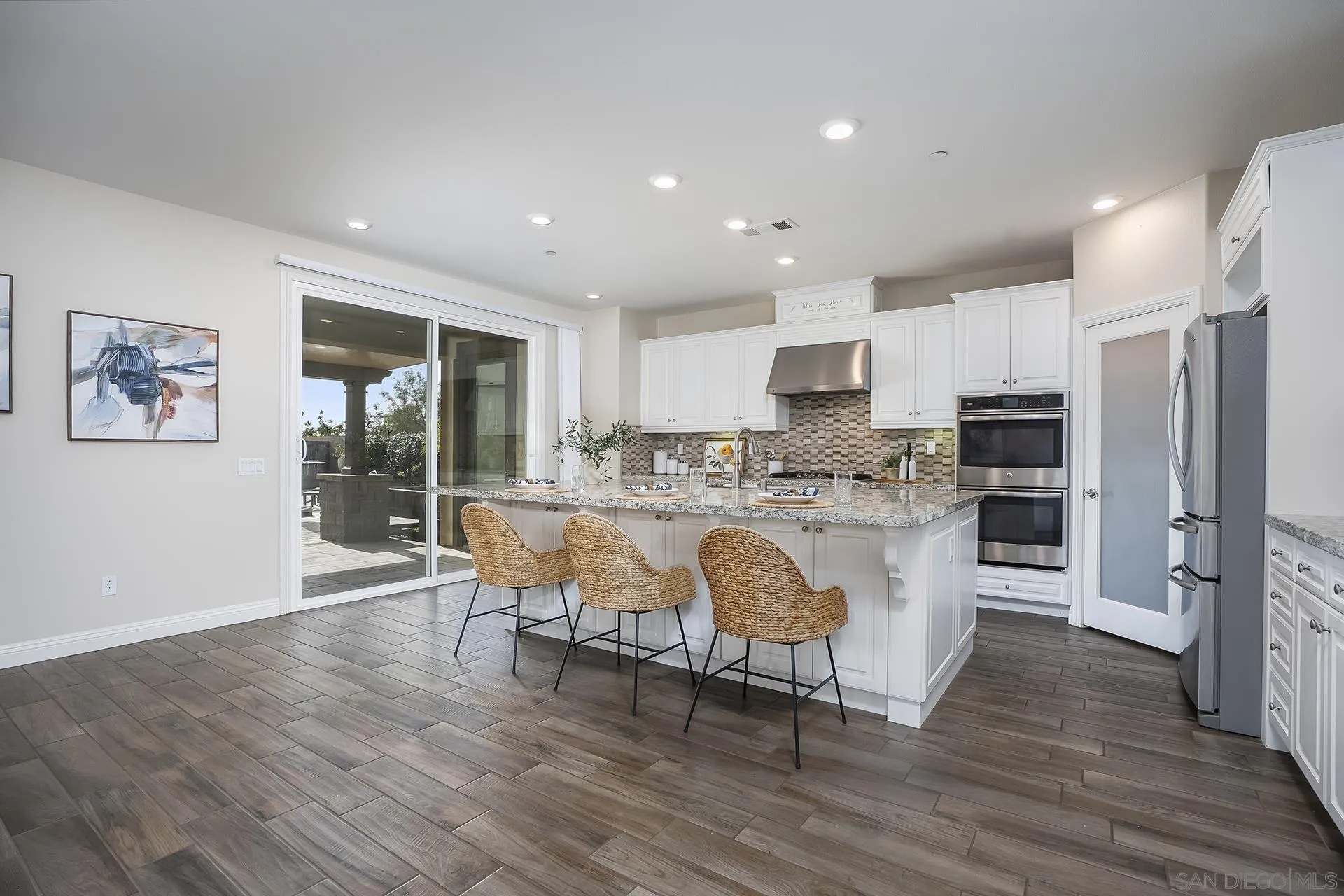 https://cdn.realtyfeed.com/cdn/127/260003004/79e8c9d46aa60f3168e22c2479ae2910.webp