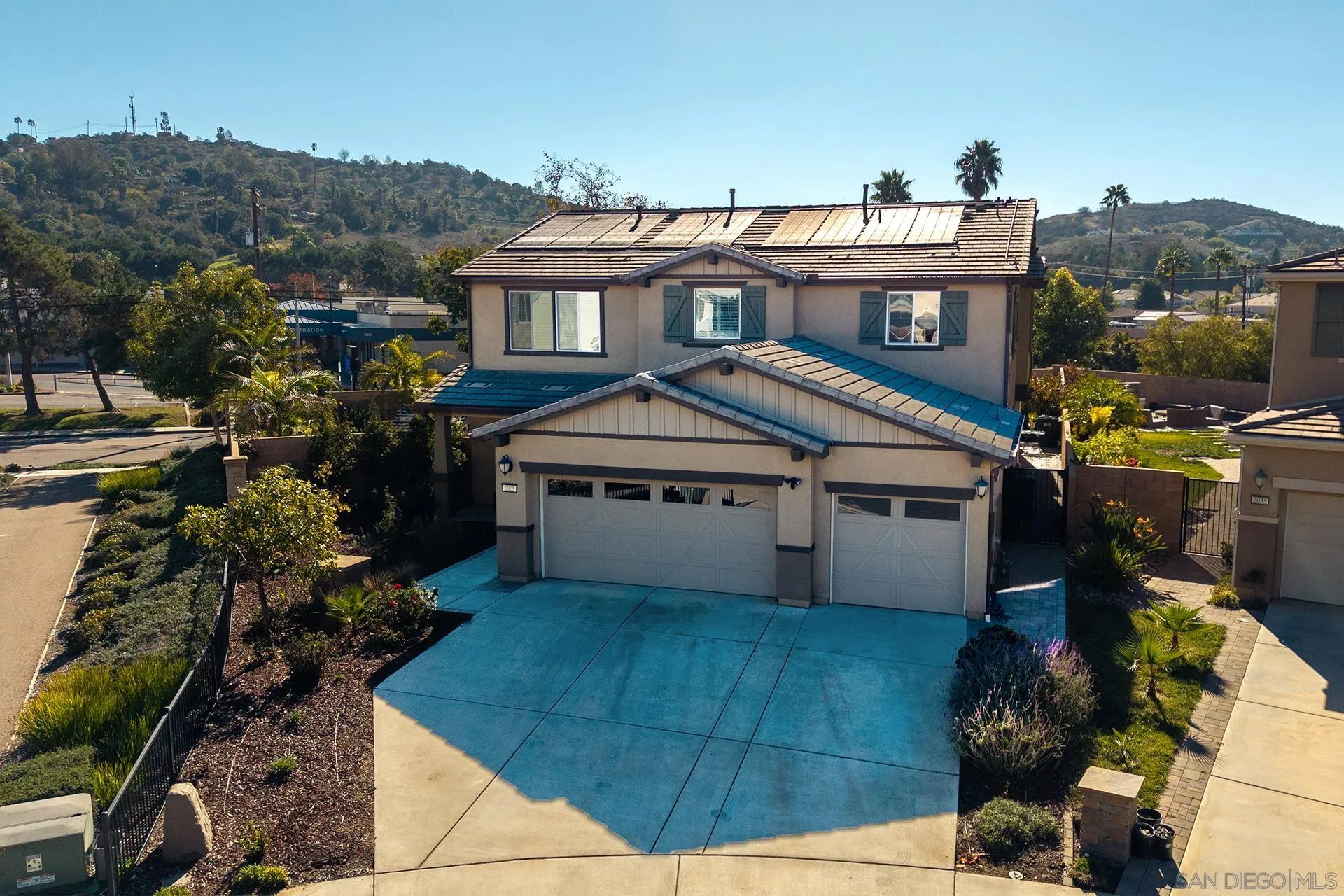 https://cdn.realtyfeed.com/cdn/127/260003004/a3ef90094b15fb4fb288c6b8c399bde1.webp