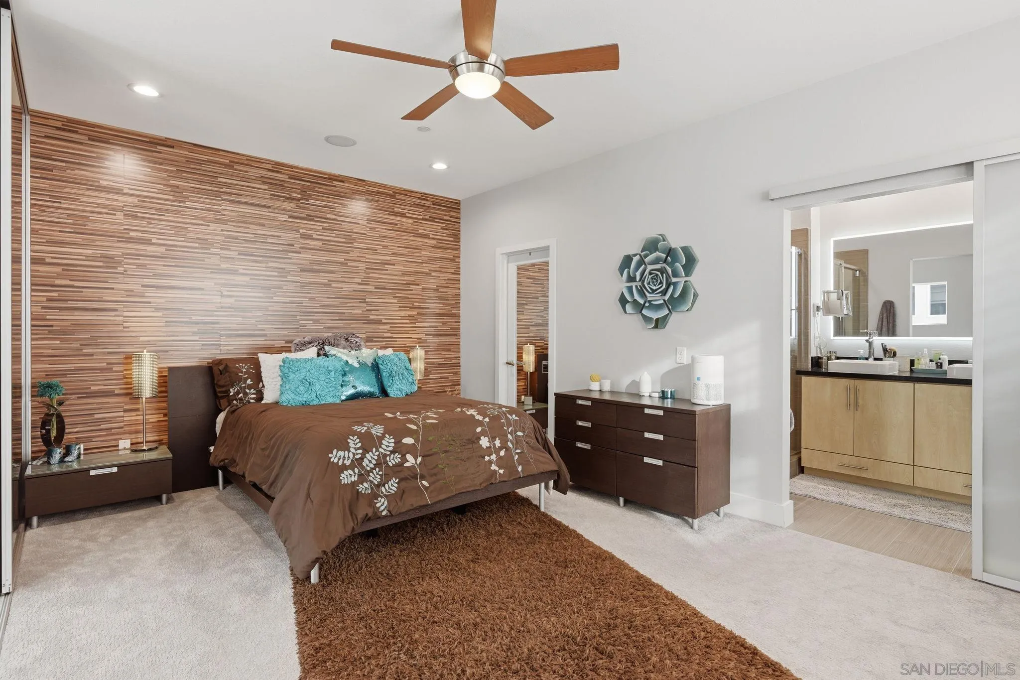 Photo #18: 260003005 Listing: Photo #18