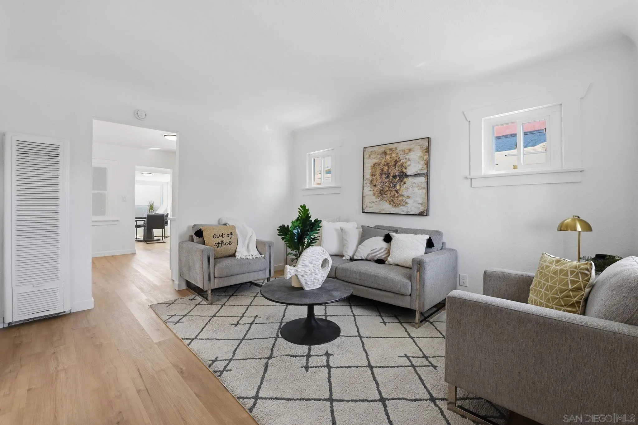 https://cdn.realtyfeed.com/cdn/127/260003011/0c56295d9b49be9ee71726ff2581fe25.webp