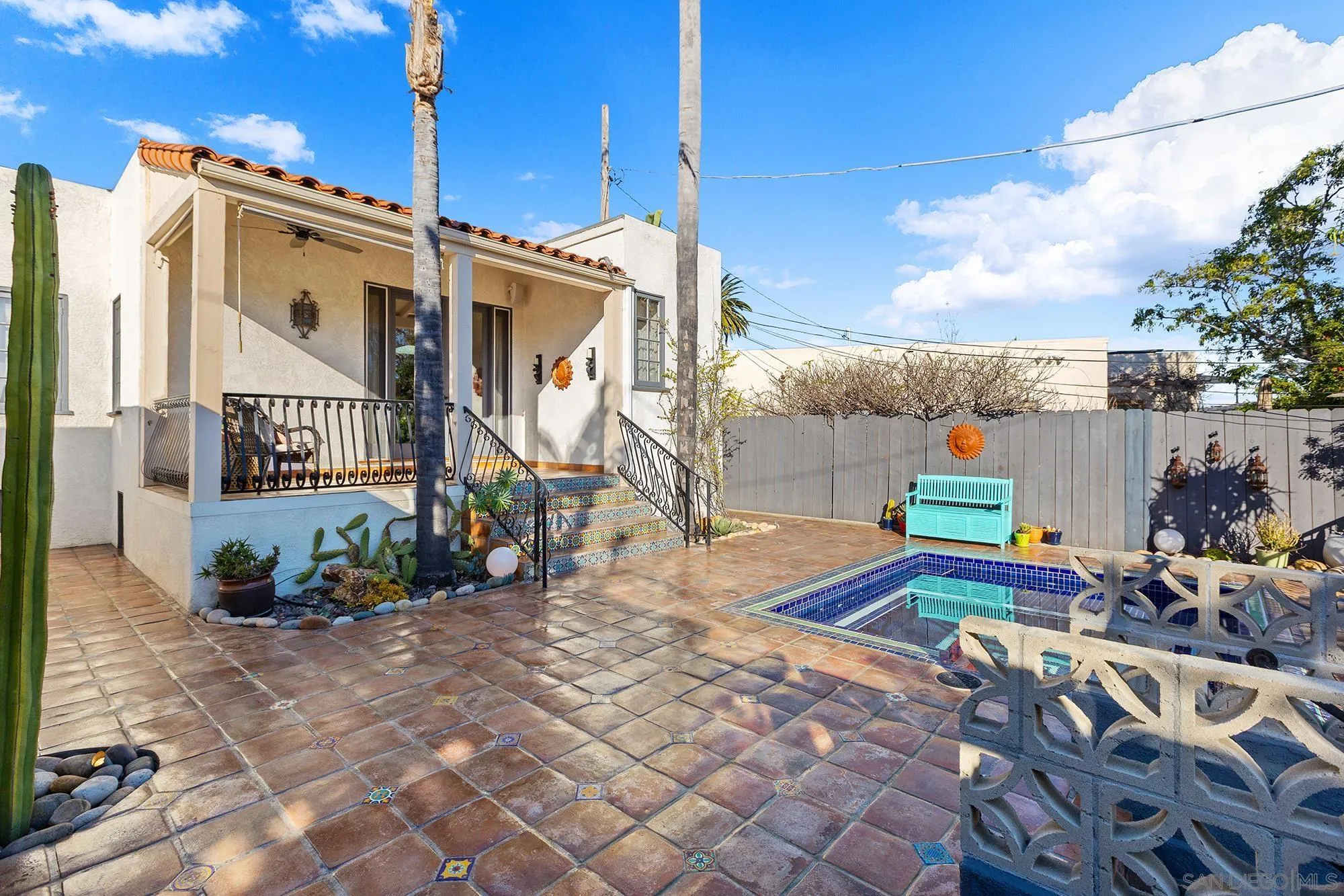 https://cdn.realtyfeed.com/cdn/127/260003016/7060c541dda0931b95e9ece0aa16c814.webp