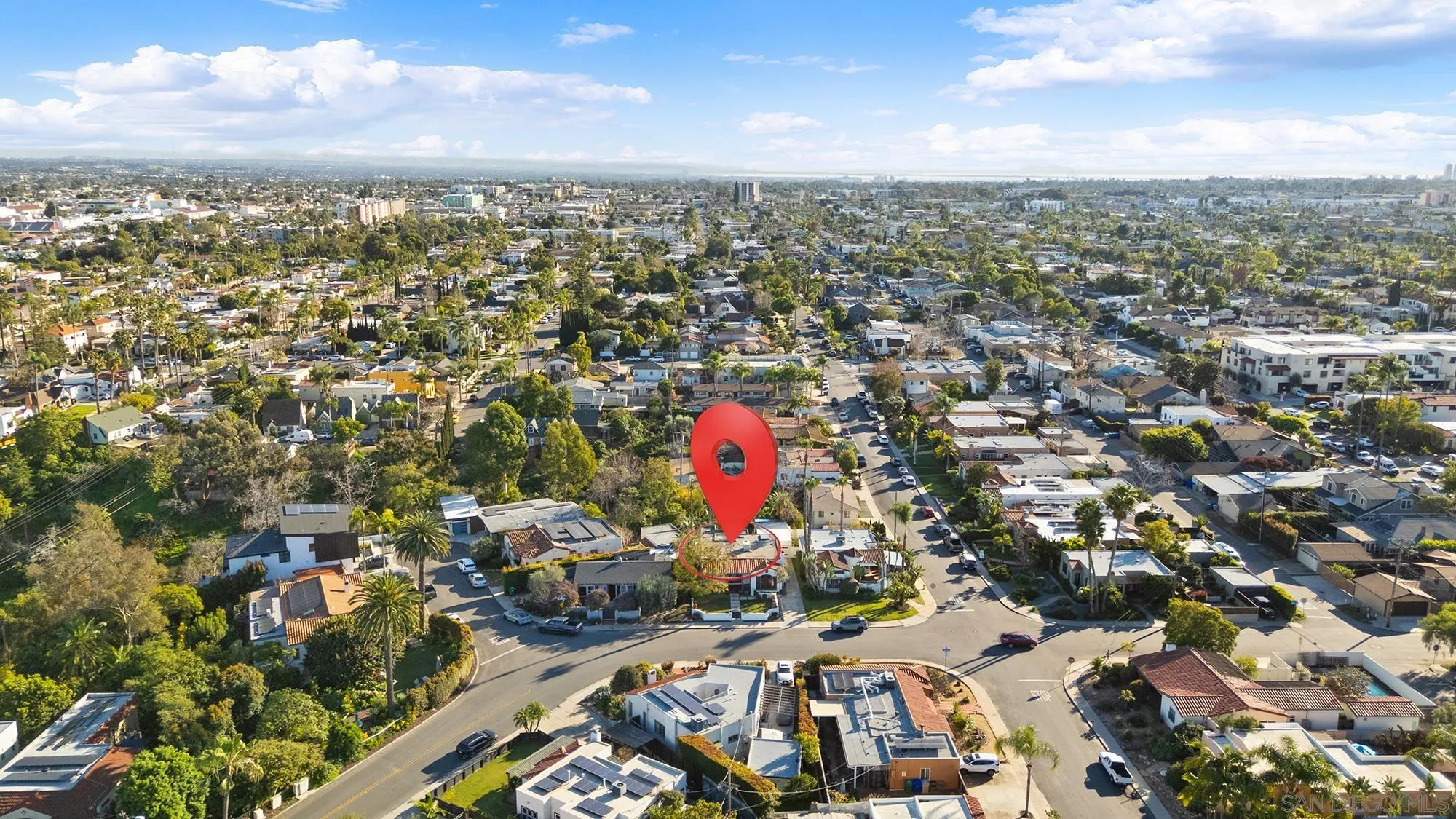 https://cdn.realtyfeed.com/cdn/127/260003016/d732ddbbe3425ddee176b128346ae6e1.webp