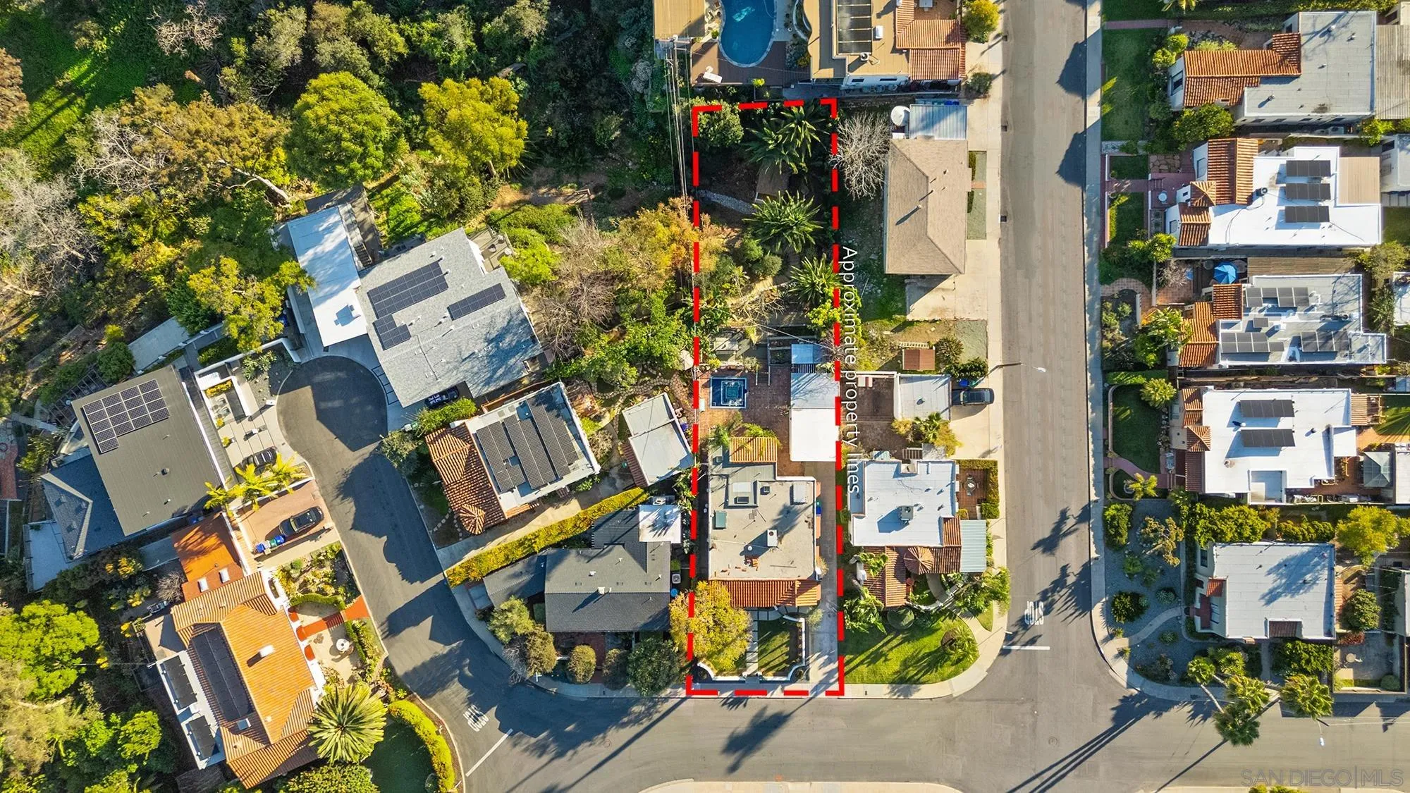 https://cdn.realtyfeed.com/cdn/127/260003016/f7b7797cbbd8126692cab193ef875925.webp