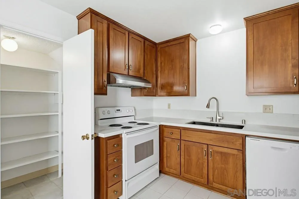 Photo #18: 260003021 Listing: Photo #18