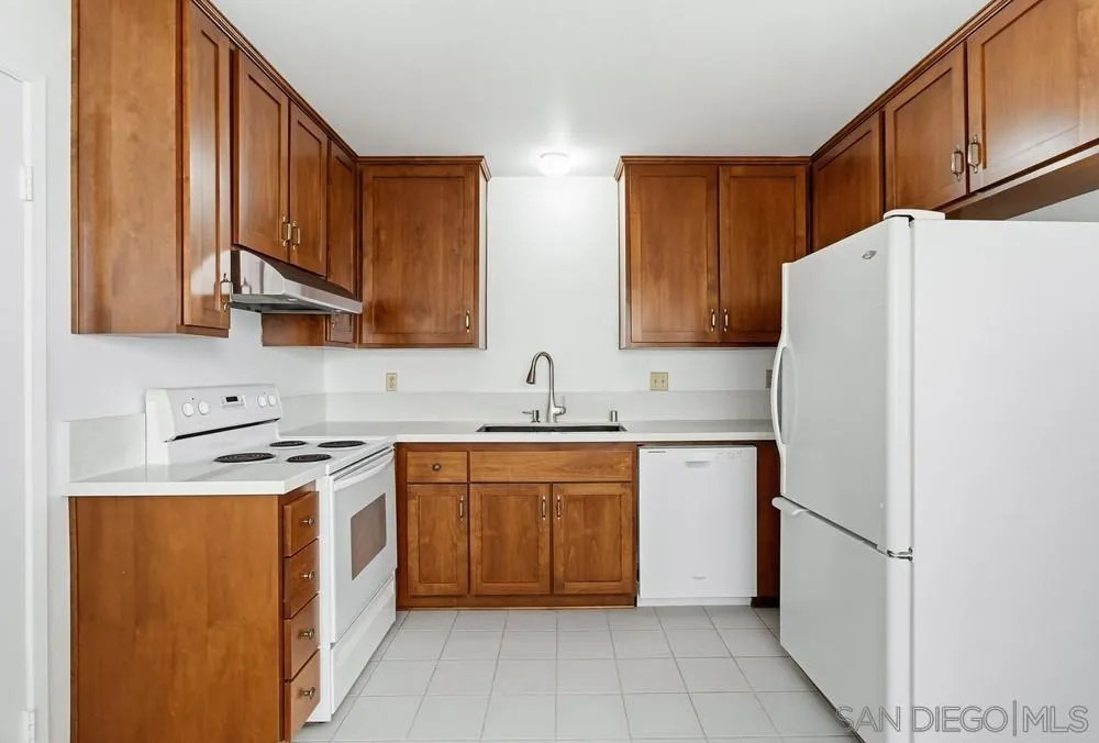 Photo #16: 260003021 Listing: Photo #16