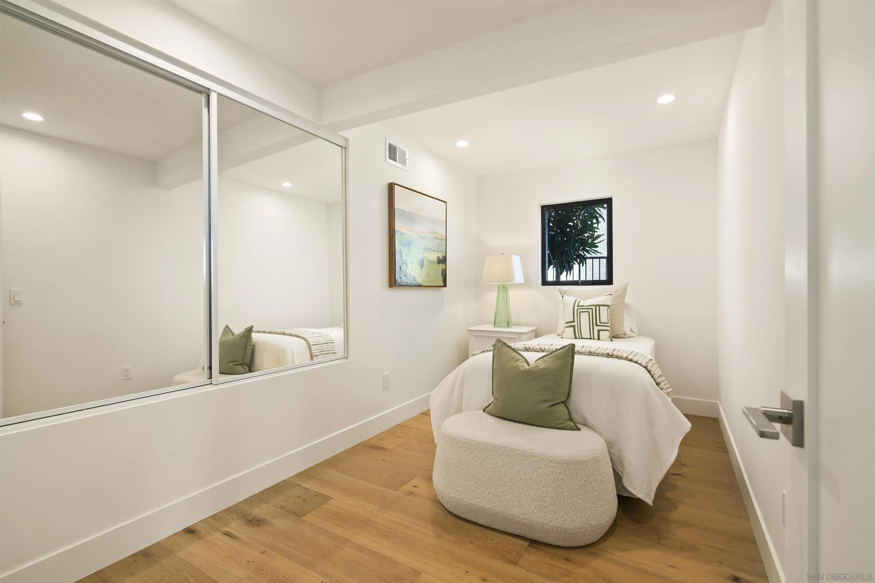 https://cdn.realtyfeed.com/cdn/127/260003027/39487d7b109a6ba94cb2e3a94c7f4510.webp