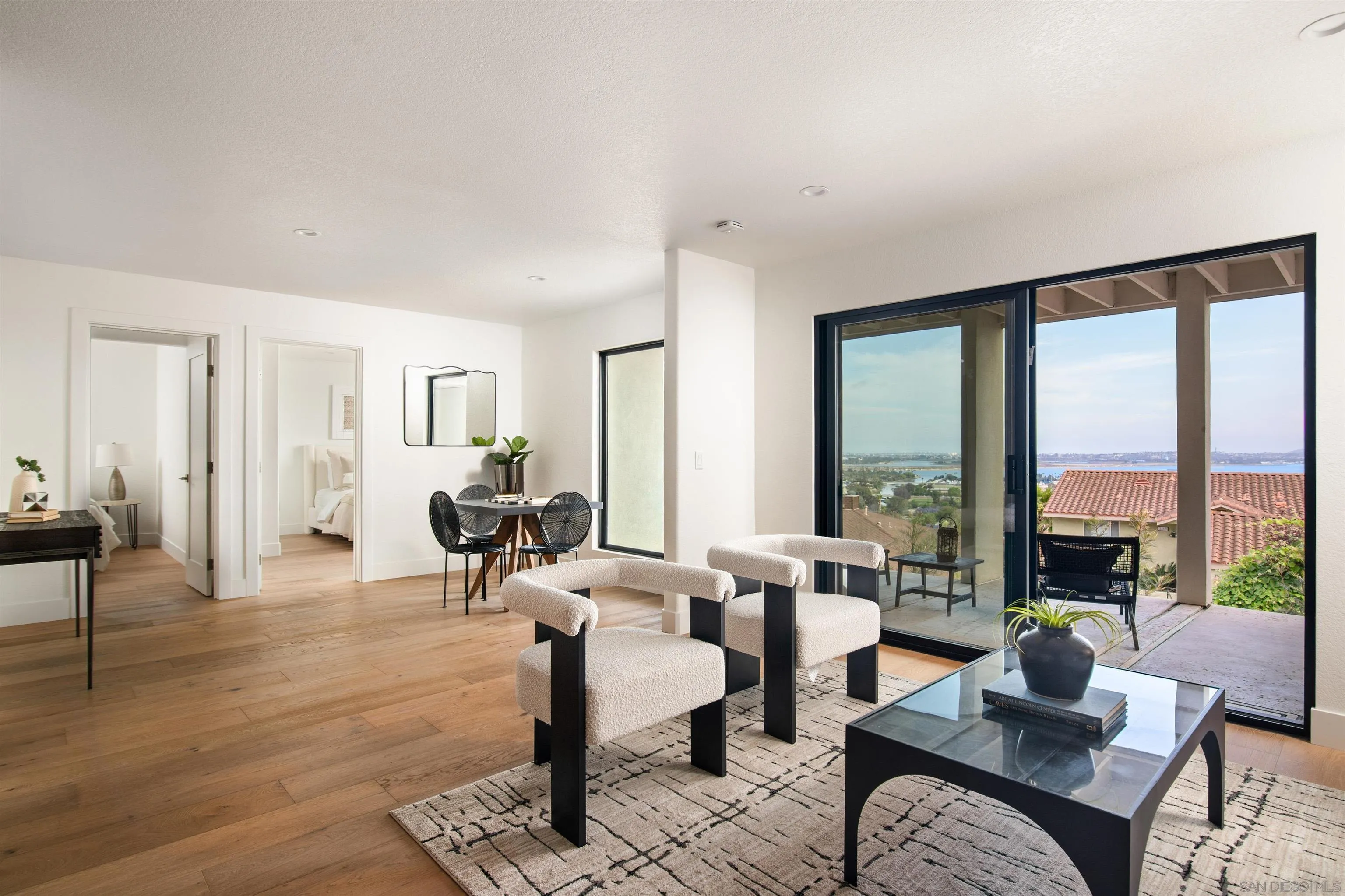 https://cdn.realtyfeed.com/cdn/127/260003027/42ff16bea776bfd4f4c12ee31f0b7ade.webp
