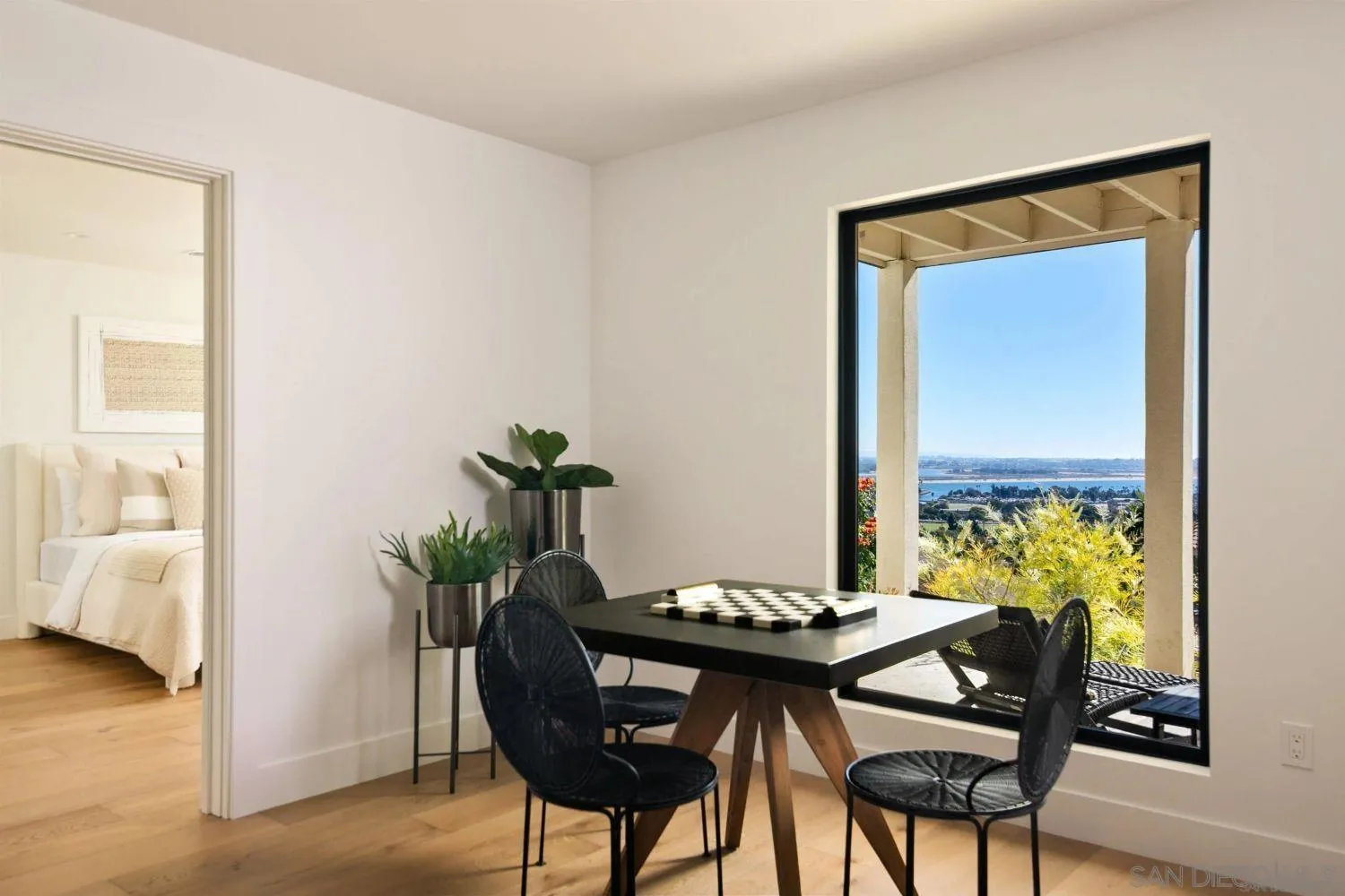 https://cdn.realtyfeed.com/cdn/127/260003027/ce80355d41a006e1f8a76e4fe563eaa3.webp