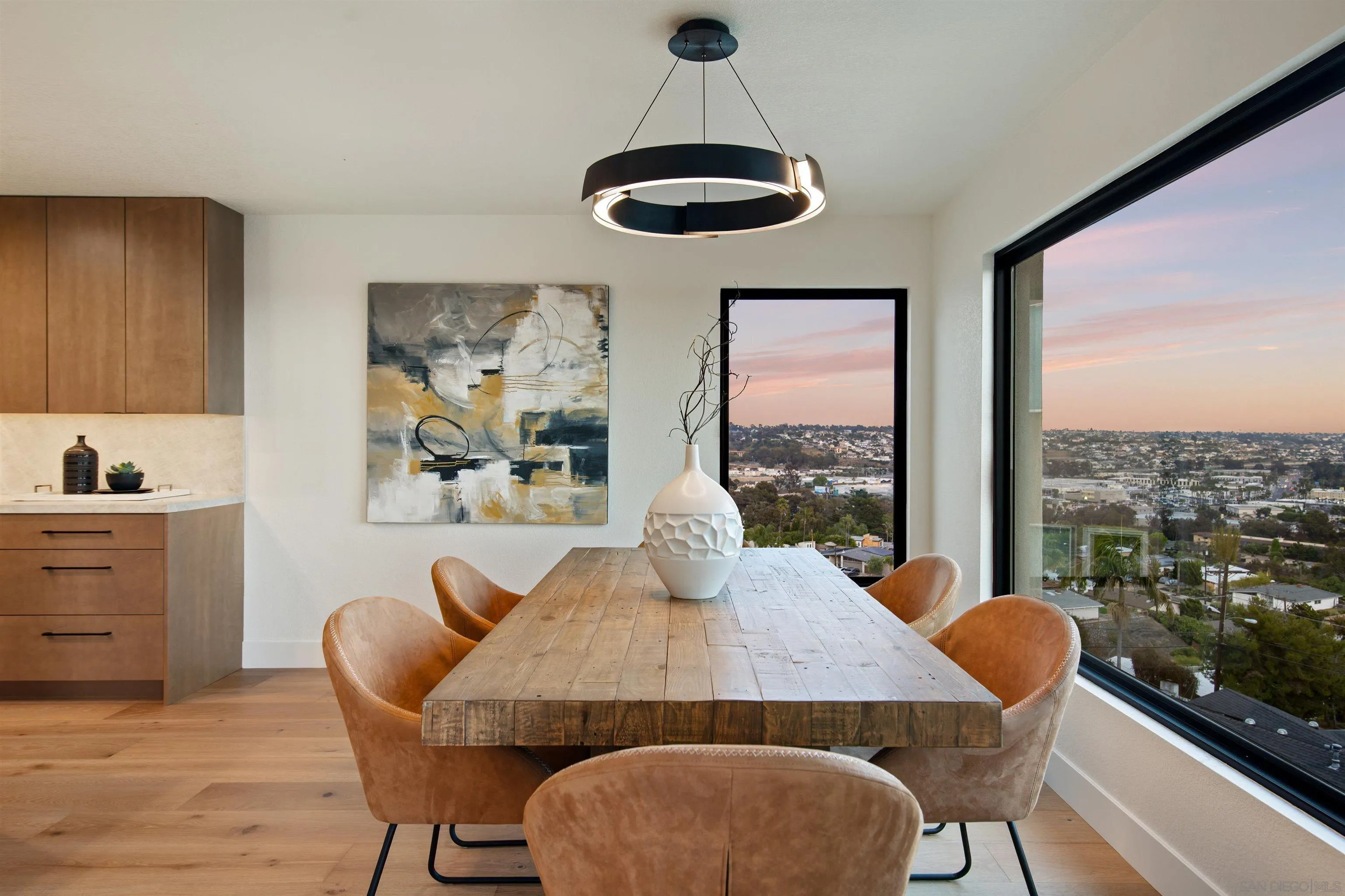 https://cdn.realtyfeed.com/cdn/127/260003027/e3e46e627fe75f35dd13d8da6fbbe87a.webp