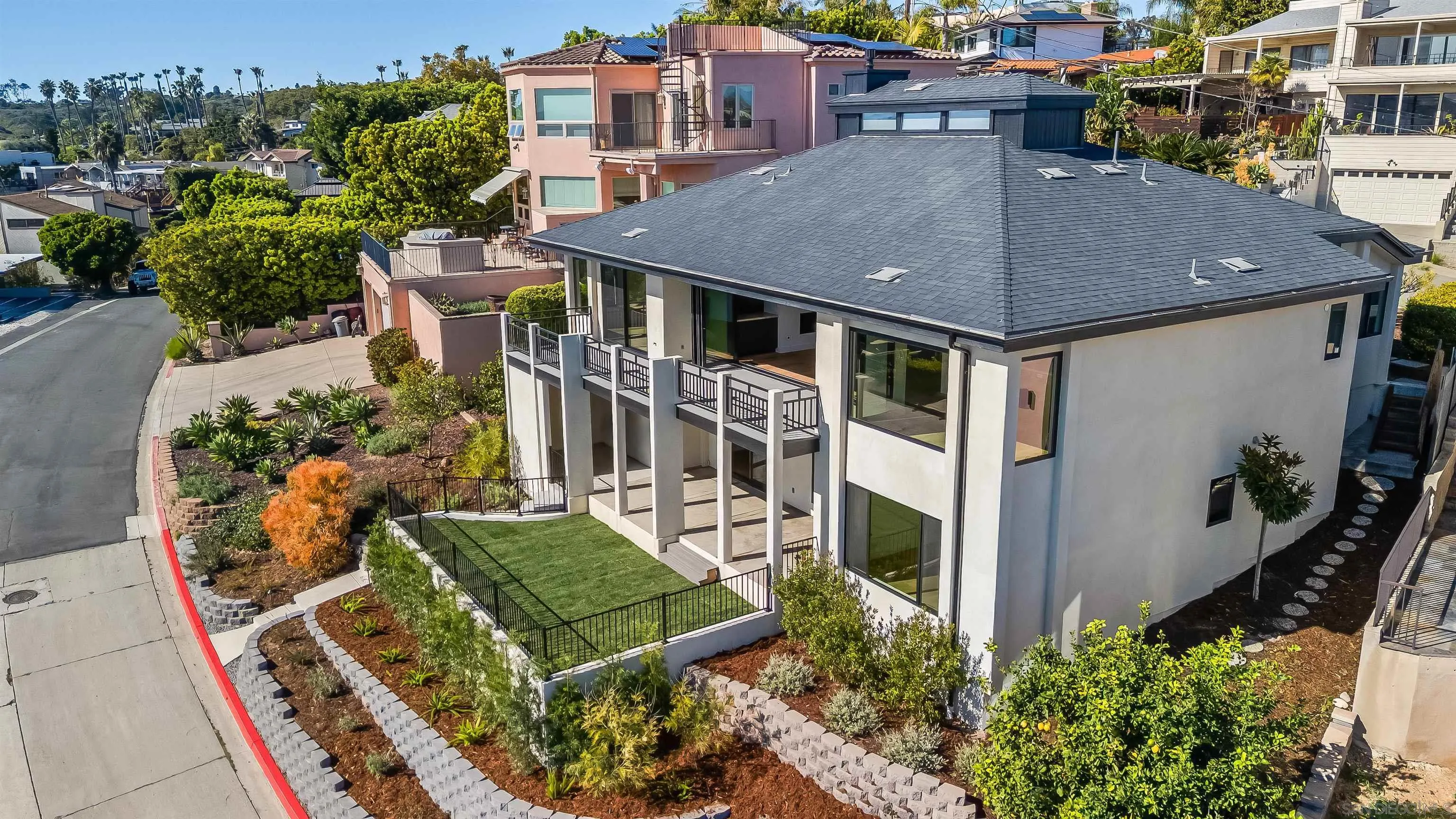 https://cdn.realtyfeed.com/cdn/127/260003027/ed67e5616249fc45a7ccbd32a15a50b2.webp