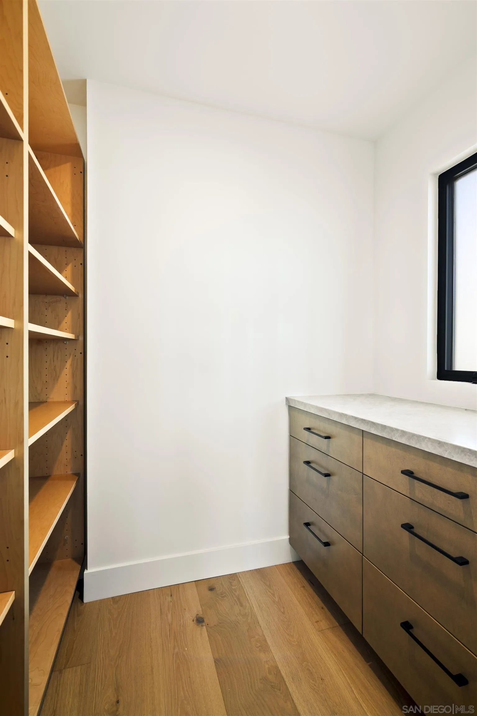 https://cdn.realtyfeed.com/cdn/127/260003027/f144c2a122644576346bcbfb1e727743.webp