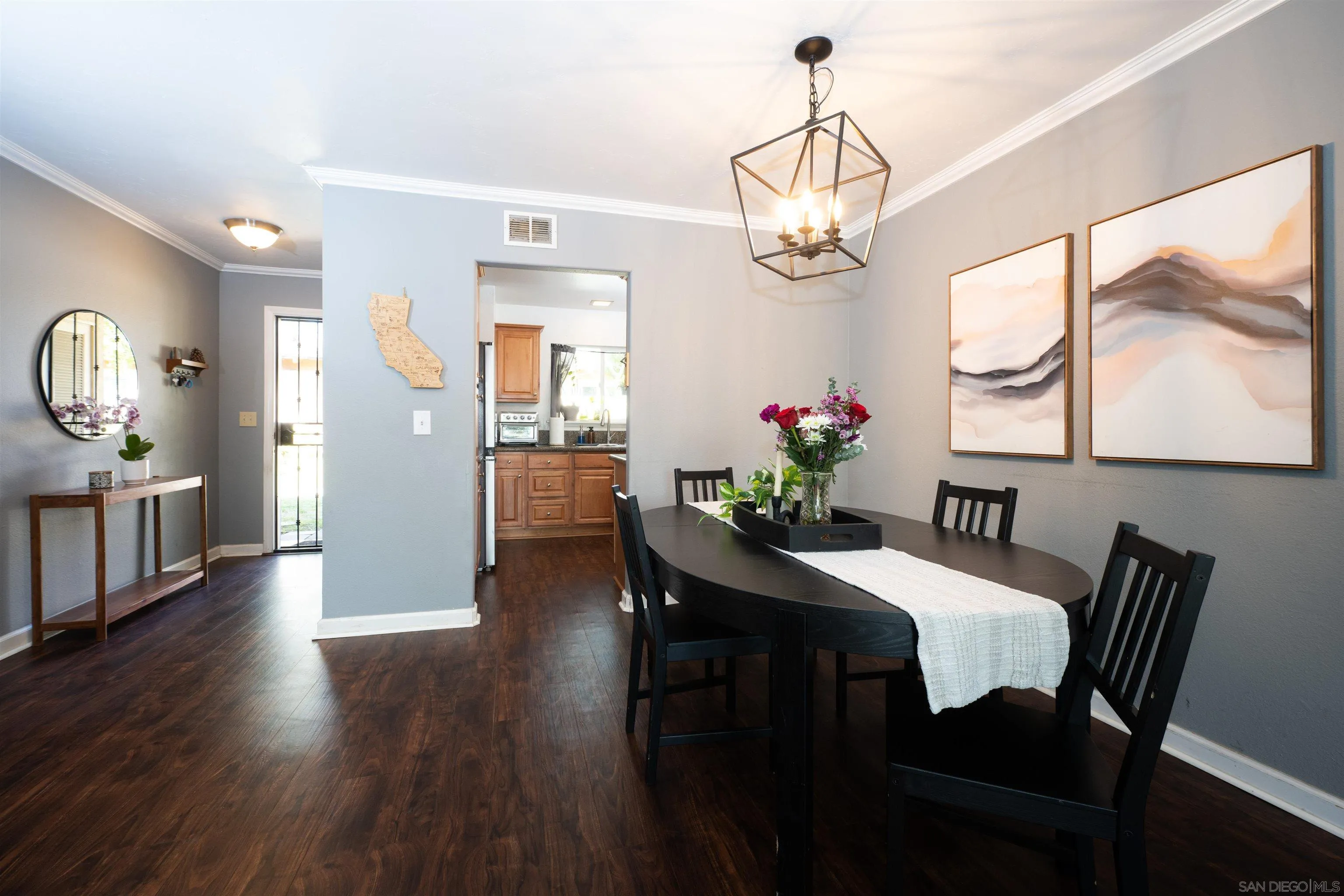 https://cdn.realtyfeed.com/cdn/127/260003033/505fc2552277a54aa355a535137ee96e.webp