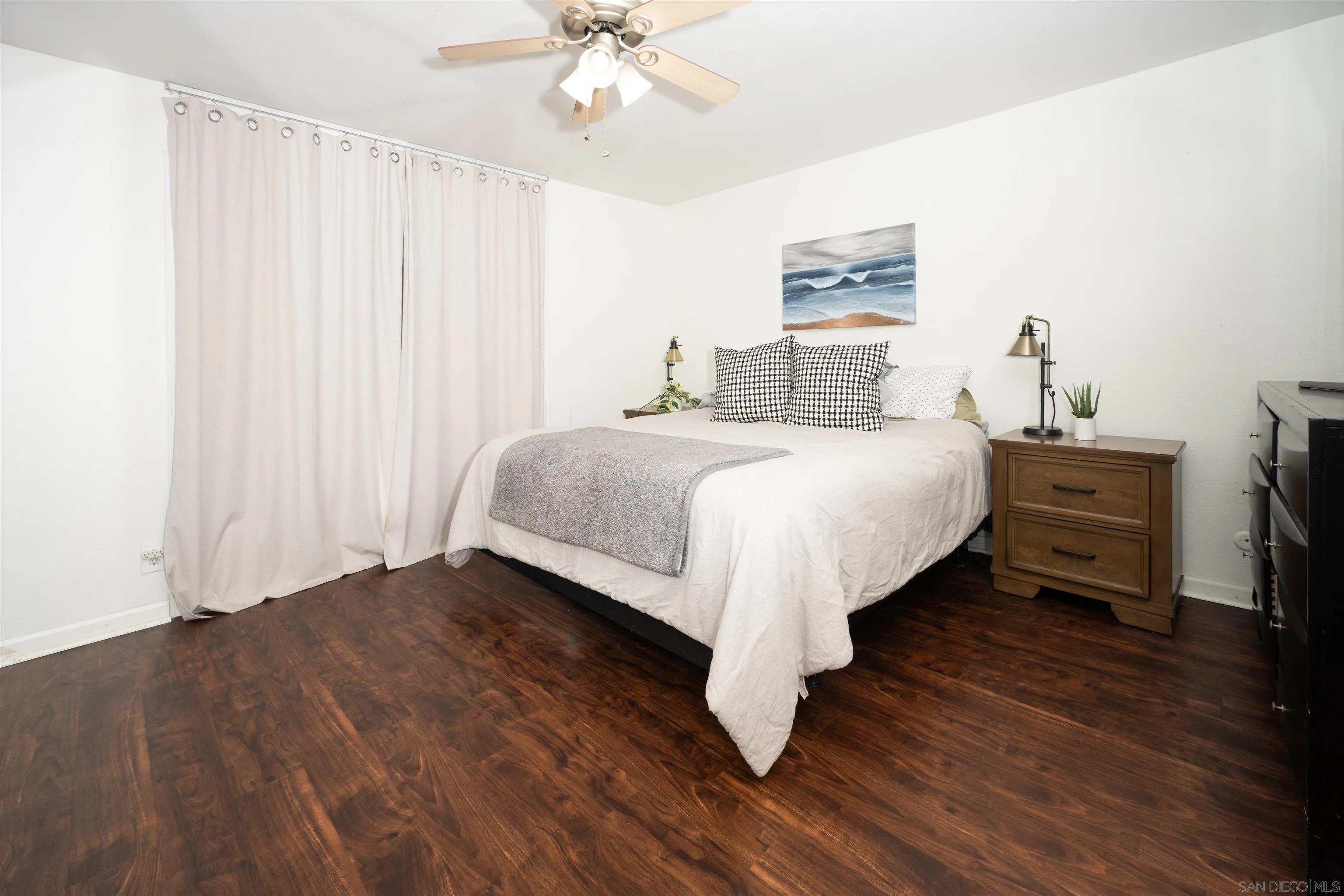 https://cdn.realtyfeed.com/cdn/127/260003033/bee8b51a3062d4a9a991c5134540daa9.webp