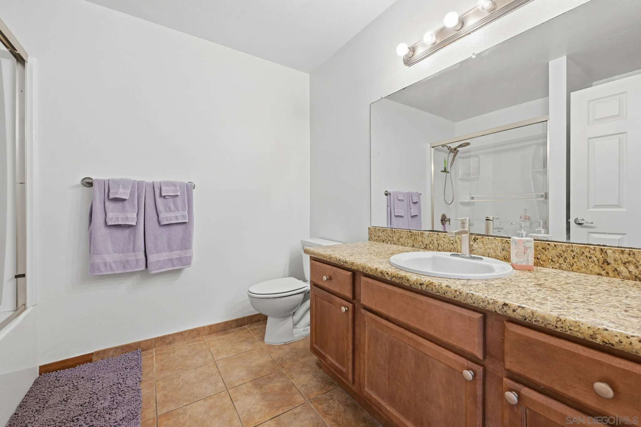 https://cdn.realtyfeed.com/cdn/127/260003034/ba809c9c81025382d0d07c6908fdea27.webp