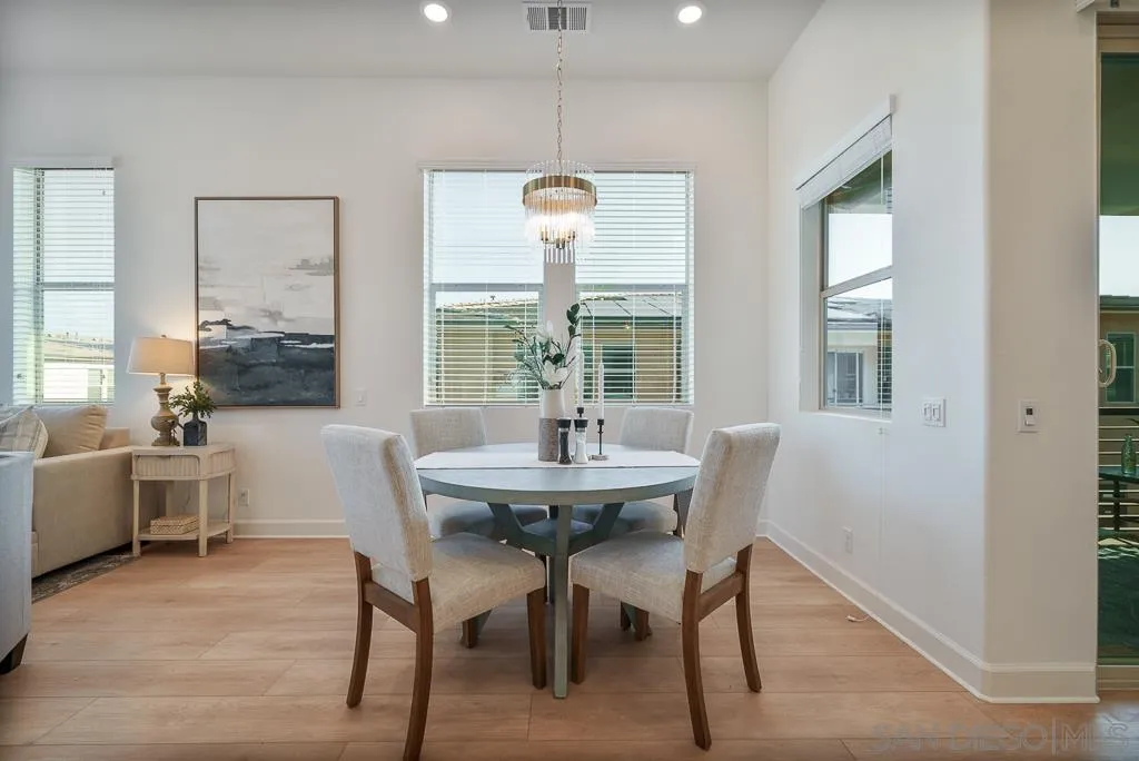 https://cdn.realtyfeed.com/cdn/127/260003035/08ad571ab20c631d04d1b97c721aaf6b.webp
