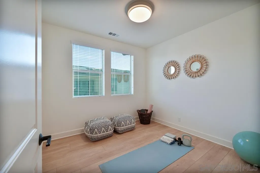 https://cdn.realtyfeed.com/cdn/127/260003035/5d775d59a03889929b51a802e7646900.webp