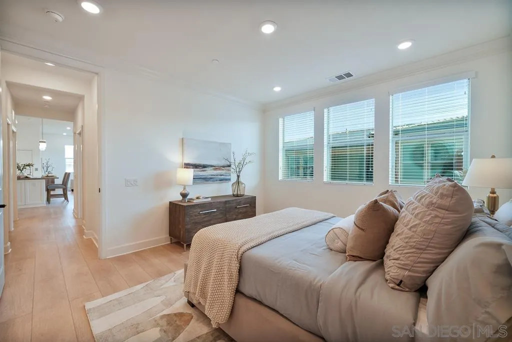 https://cdn.realtyfeed.com/cdn/127/260003035/6de305d03184495816ca704aacd9b0f6.webp