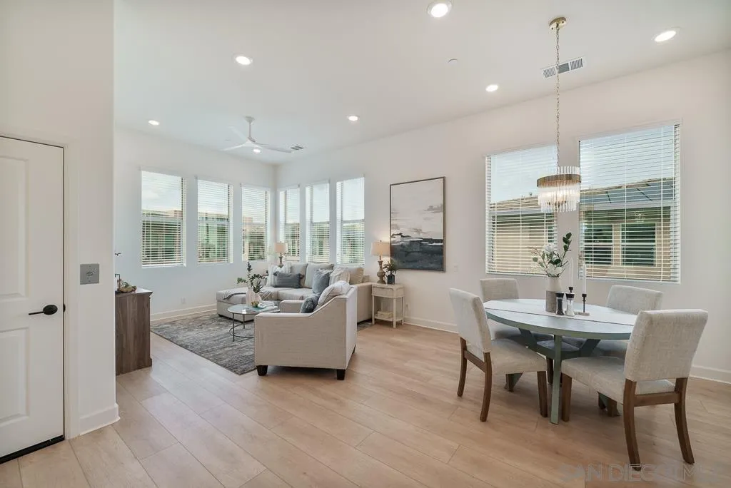 https://cdn.realtyfeed.com/cdn/127/260003035/f85743b6fe8c85d919f3325efa0c0e8f.webp
