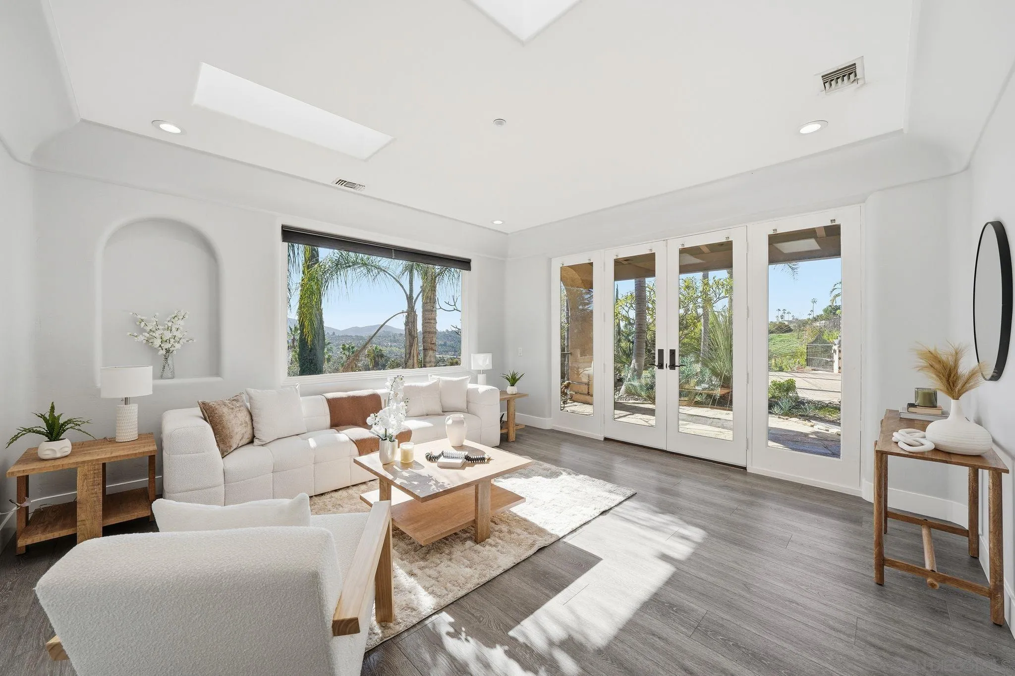 https://cdn.realtyfeed.com/cdn/127/260003042/b24b6e705c282c8bd89c263aea639100.webp