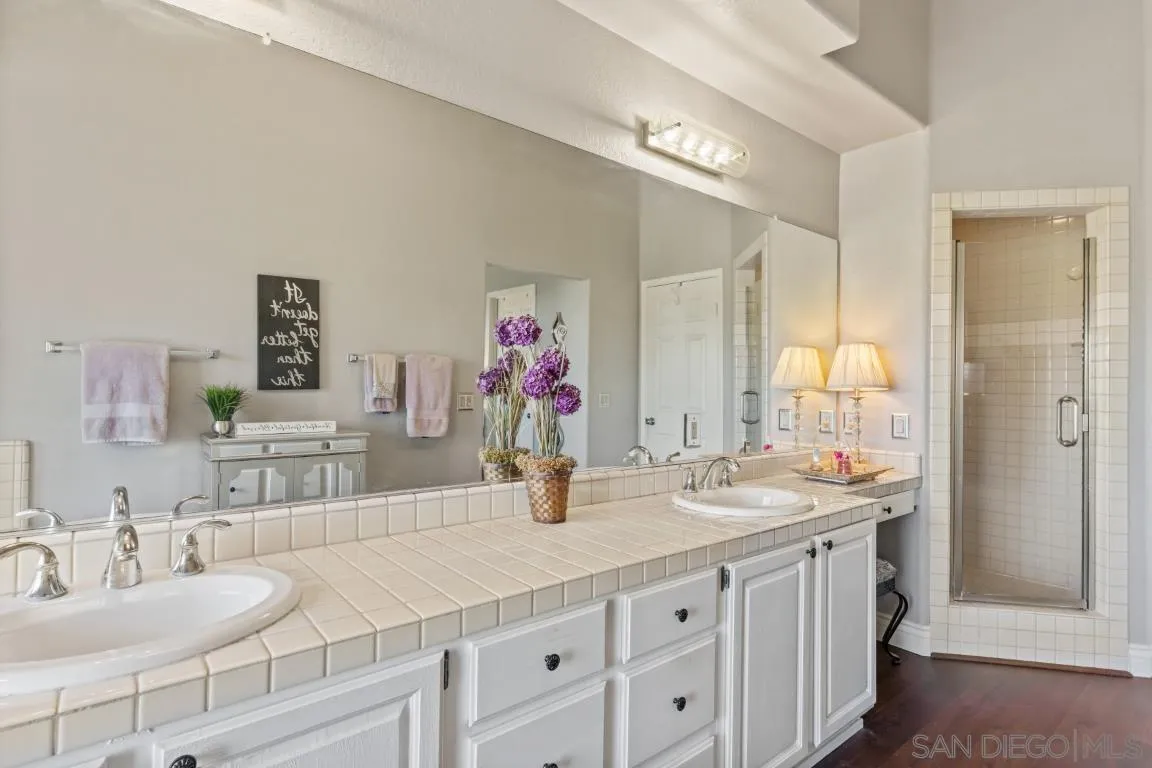 https://cdn.realtyfeed.com/cdn/127/260003044/191c8d73f2ae6aae2800df84a0b0654e.webp