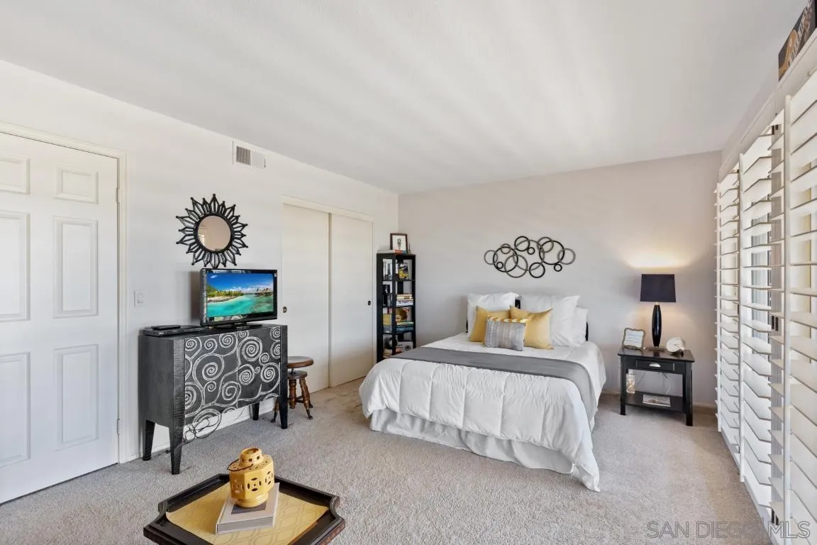 https://cdn.realtyfeed.com/cdn/127/260003044/fc9a8a584c993b07114f0819201ba07b.webp