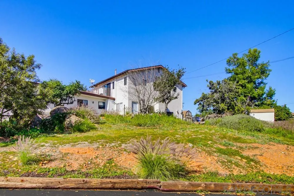 https://cdn.realtyfeed.com/cdn/127/260003048/5f3fd5ee58849a83d751bc279f836501.webp
