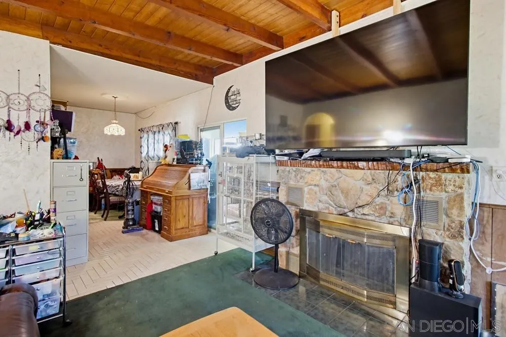 https://cdn.realtyfeed.com/cdn/127/260003048/f36f6e3b6194e2057eb8594c8dea5ec1.webp
