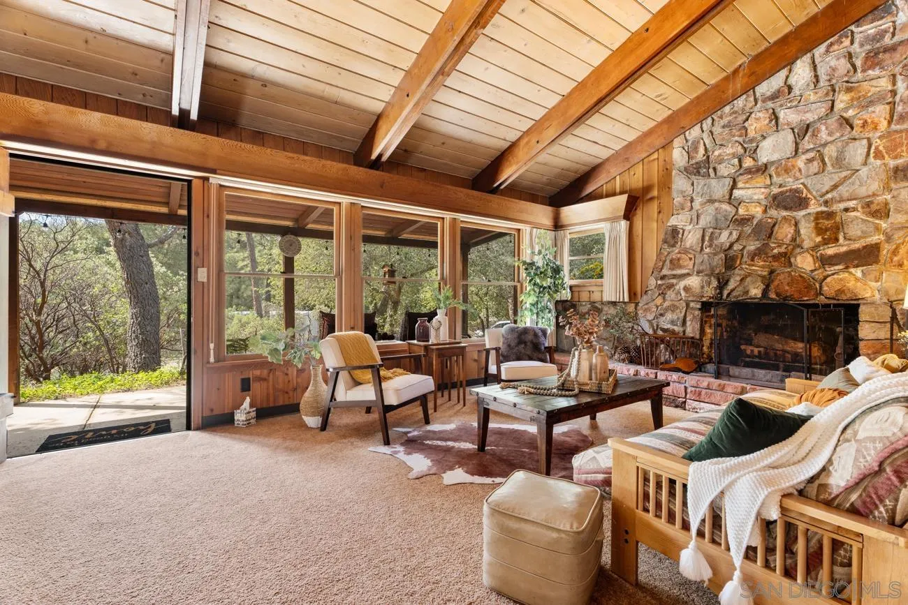 https://cdn.realtyfeed.com/cdn/127/260003050/b90eabdf0767f0f7774fdf30ee163821.webp