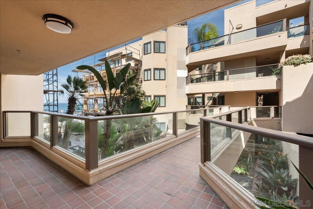 https://cdn.realtyfeed.com/cdn/127/260003057/25dece208ee054af28931493873d3b76.webp