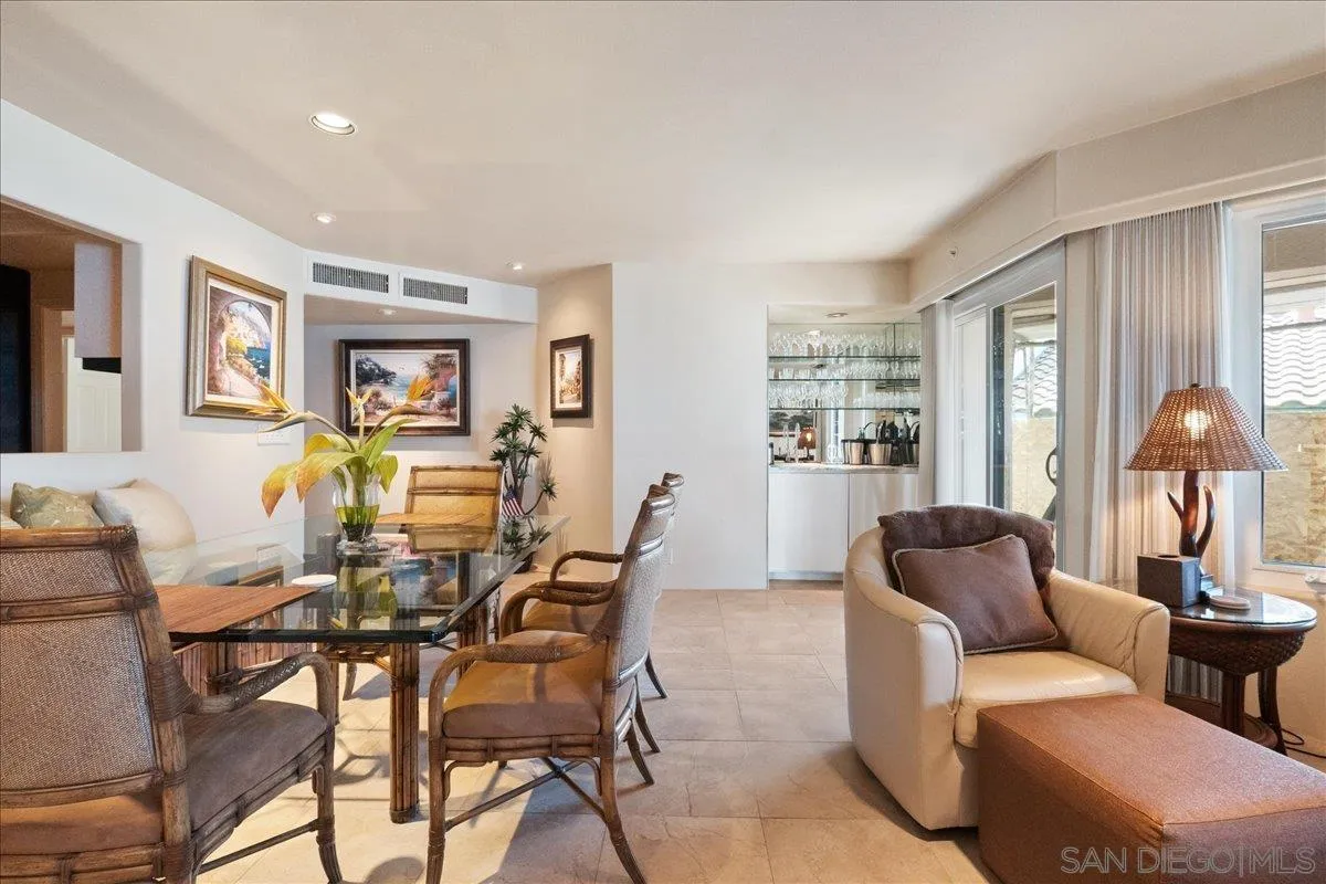 https://cdn.realtyfeed.com/cdn/127/260003057/361f64882e31a745b54e7556b5726ff7.webp