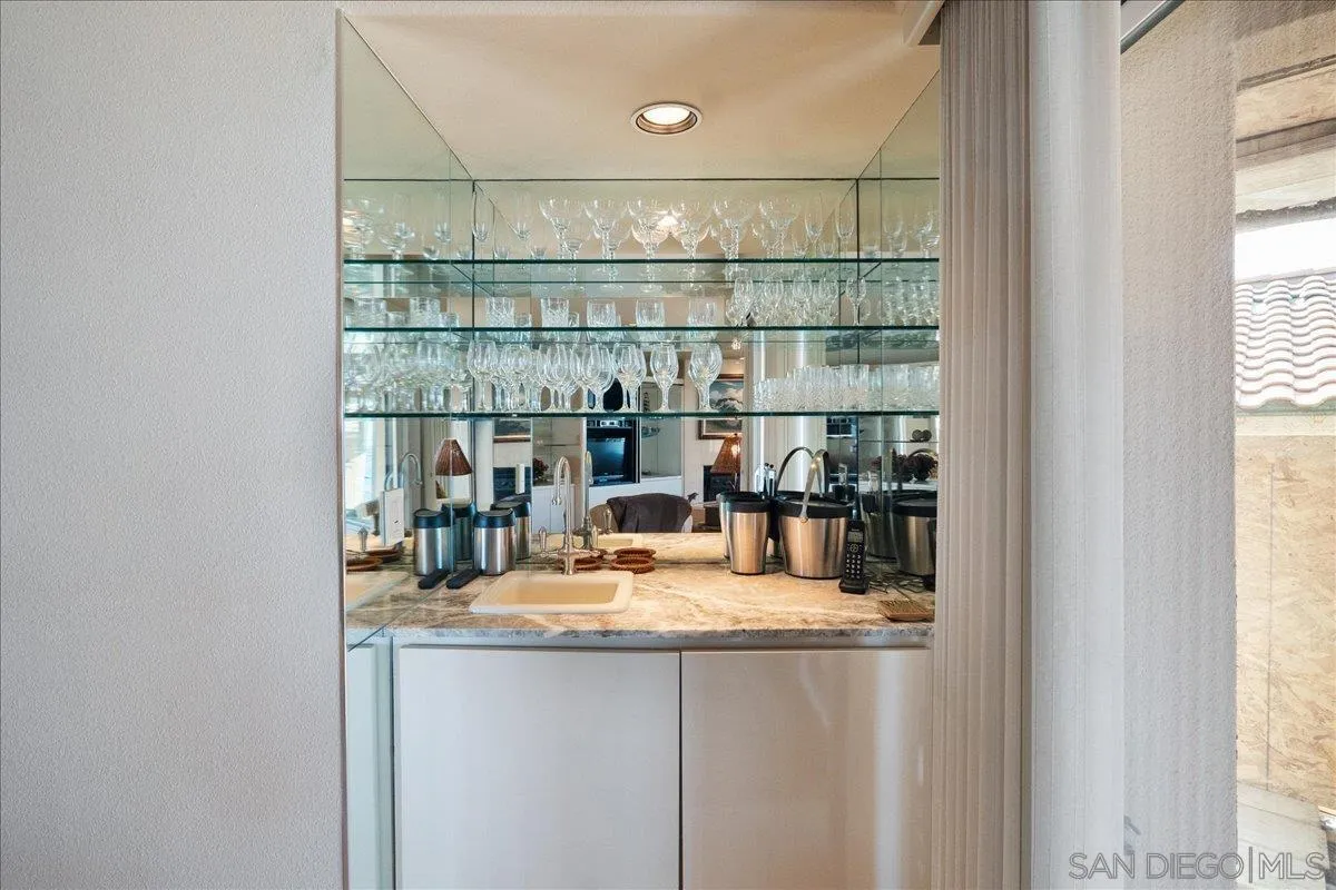 https://cdn.realtyfeed.com/cdn/127/260003057/363f8d08a9885ab16f4361ad0c554a5d.webp
