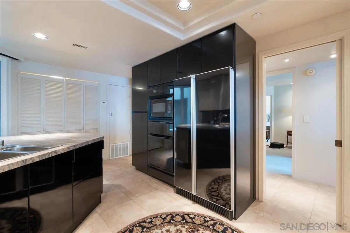 https://cdn.realtyfeed.com/cdn/127/260003057/3ea3a816177aa18dadd9726f61d1ea11.webp