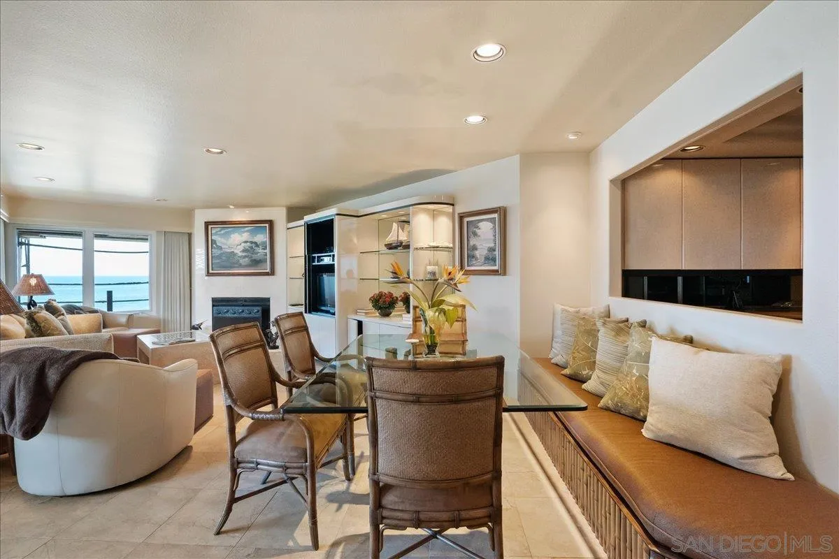 https://cdn.realtyfeed.com/cdn/127/260003057/645d0ab6314deeee010142efaa856581.webp