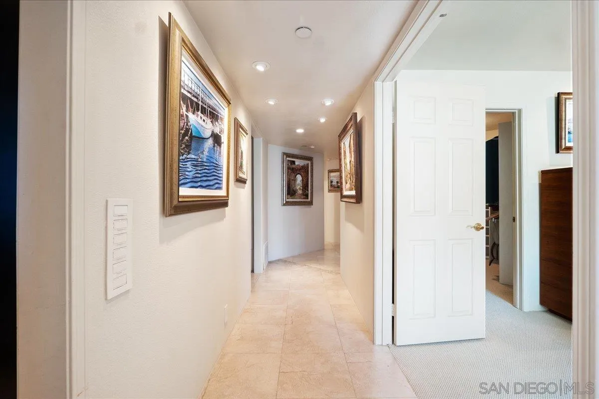 https://cdn.realtyfeed.com/cdn/127/260003057/aa4a906f0d1c348231abe0646a64bafb.webp