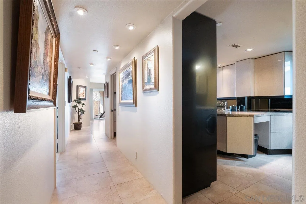 https://cdn.realtyfeed.com/cdn/127/260003057/e64b8237cc46614c385a07217d3671e1.webp