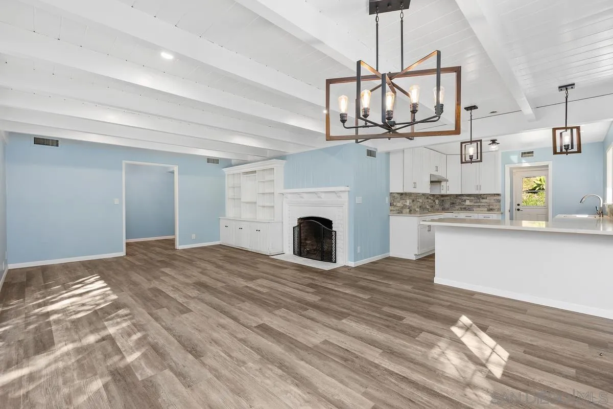 https://cdn.realtyfeed.com/cdn/127/260003058/adc98fd46dd08f50096fd5af826f3603.webp