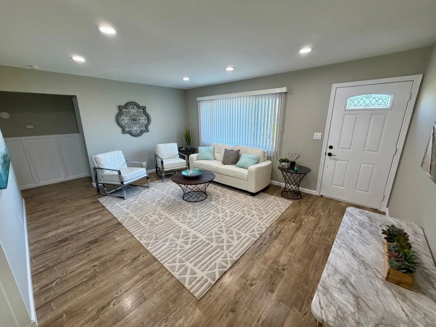 https://cdn.realtyfeed.com/cdn/127/260003059/8398109e53ab81ae7195ca30594055f0.webp