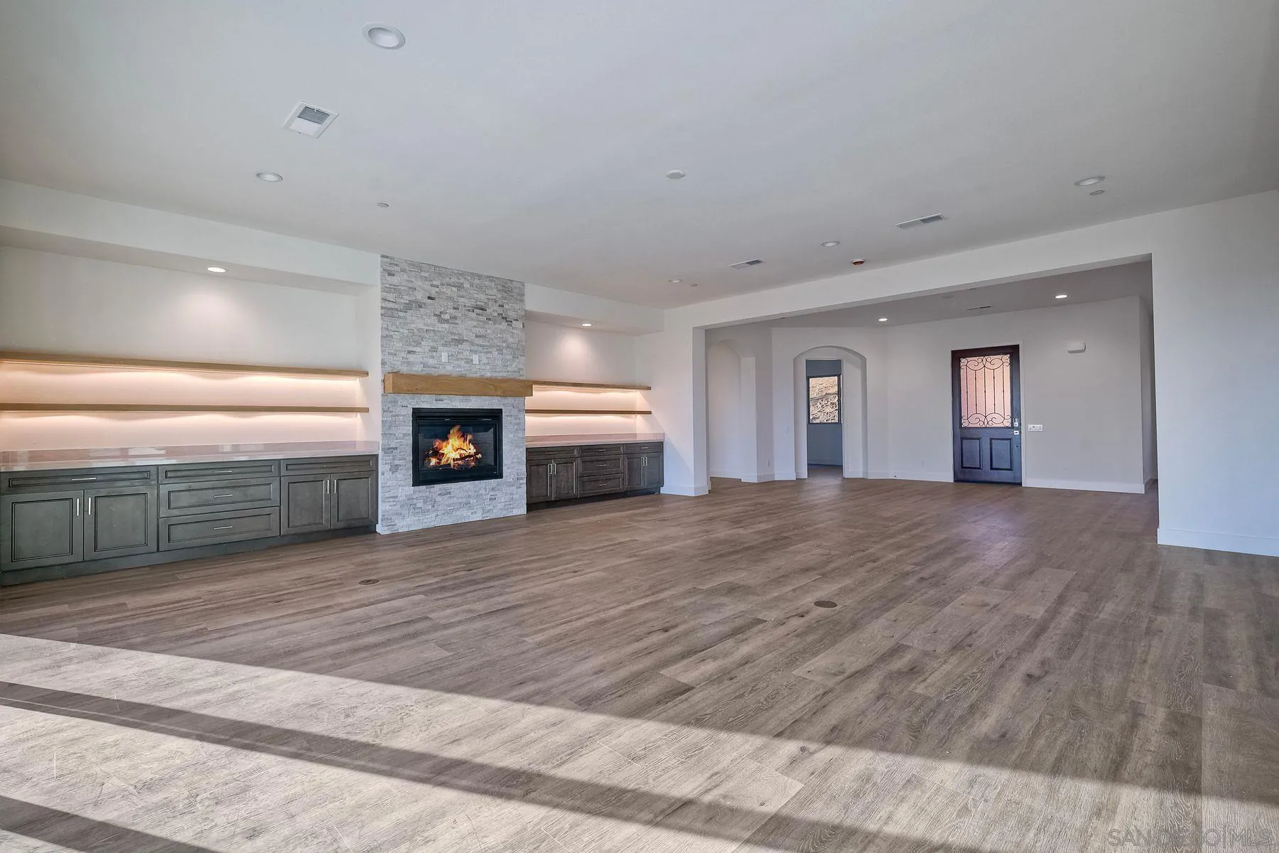 https://cdn.realtyfeed.com/cdn/127/260003074/c234c05391d27249a4f001a540ca4469.webp