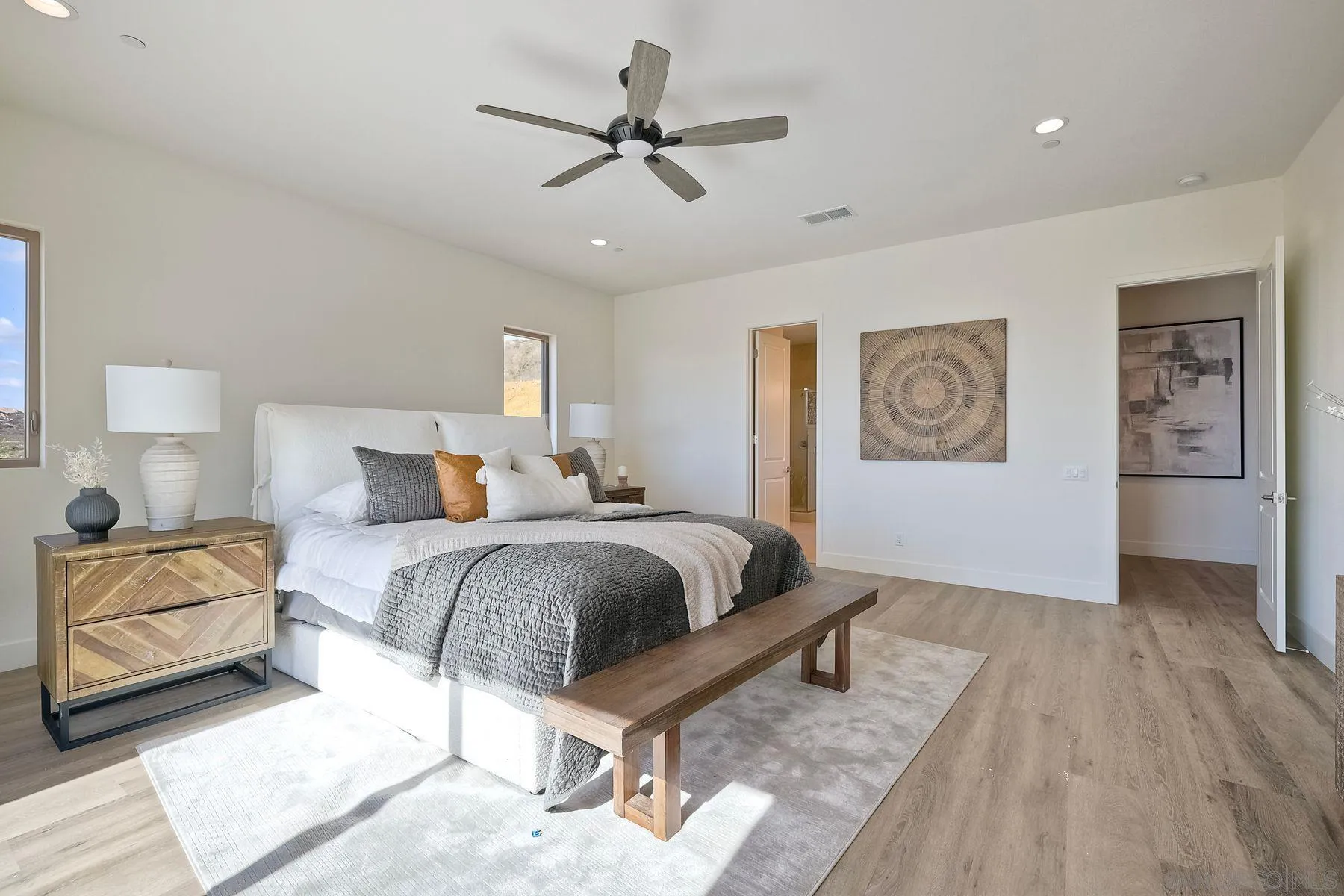 https://cdn.realtyfeed.com/cdn/127/260003074/dda7173924cec0a956a5f436c1c41cc8.webp